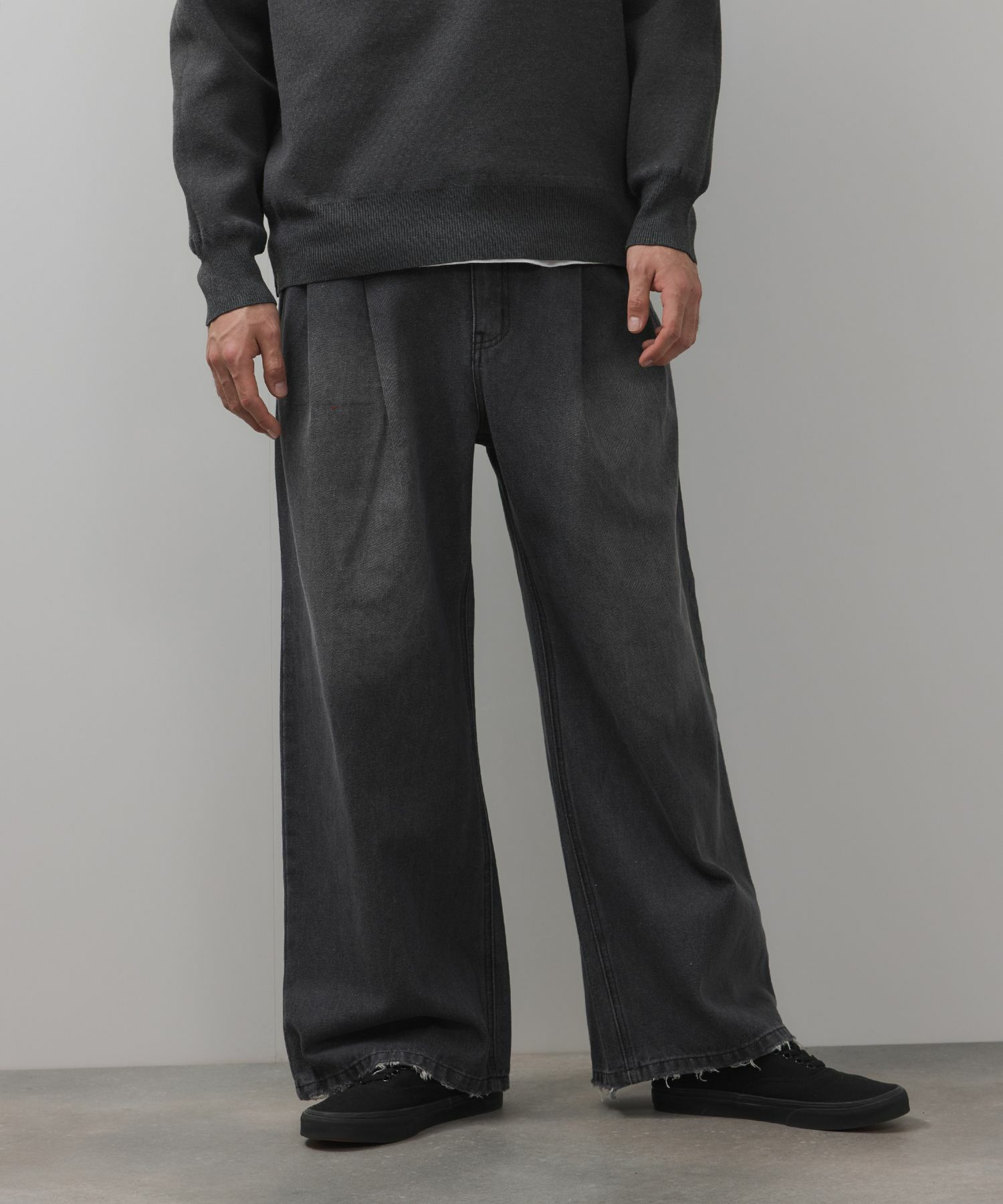 【WEB限定】デニムツータックワイドパンツ メンズ商品画像-1