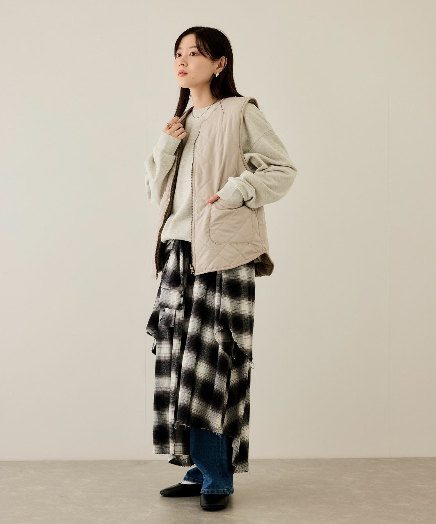 [最終さらに50%OFF]NAVY  ボア×タフタリバーシブルベスト レディース商品画像-7