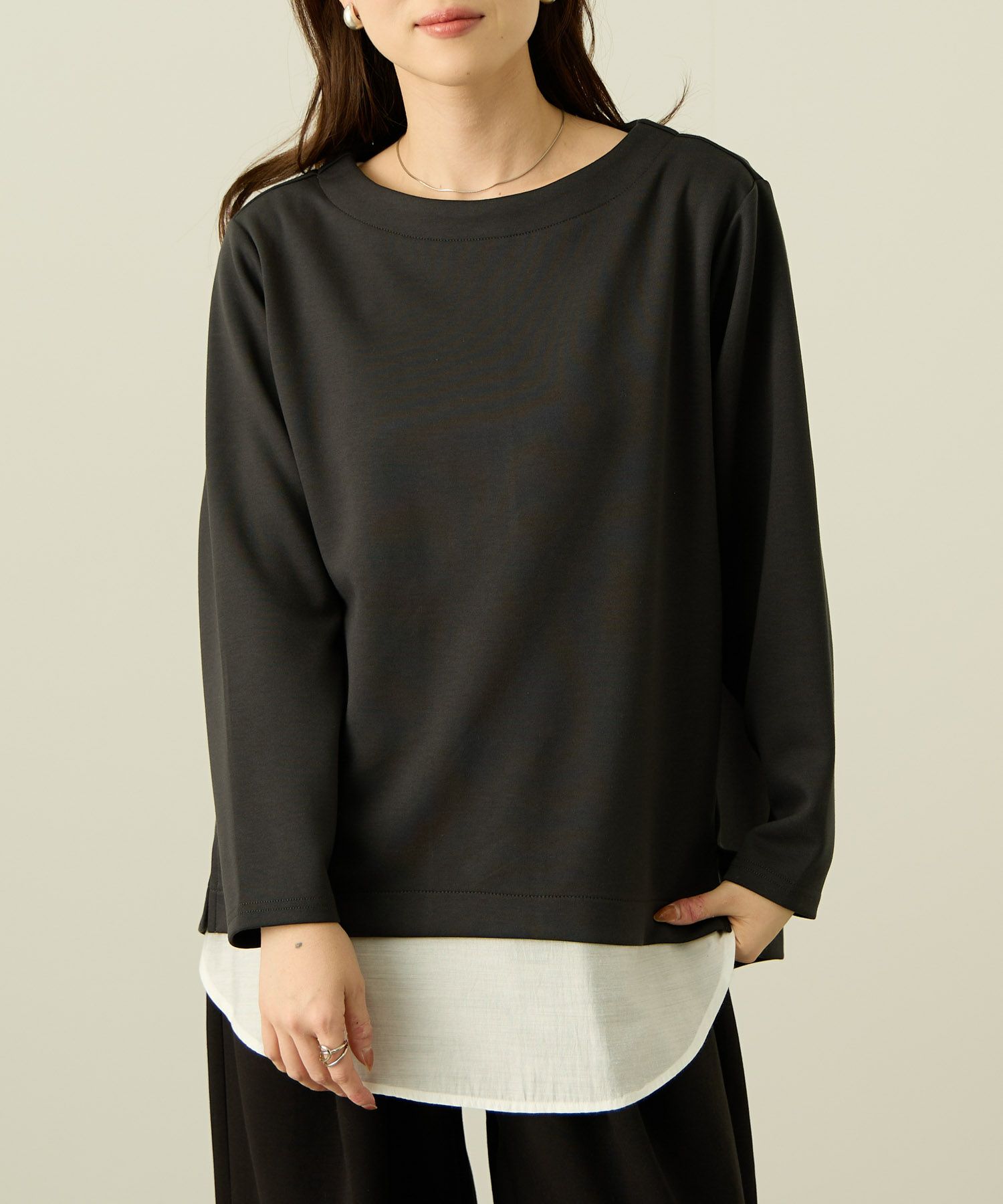 nAvy  ポンチ素材 裾ラウンドプルオーバー レディース メール便 対応商品商品画像-2