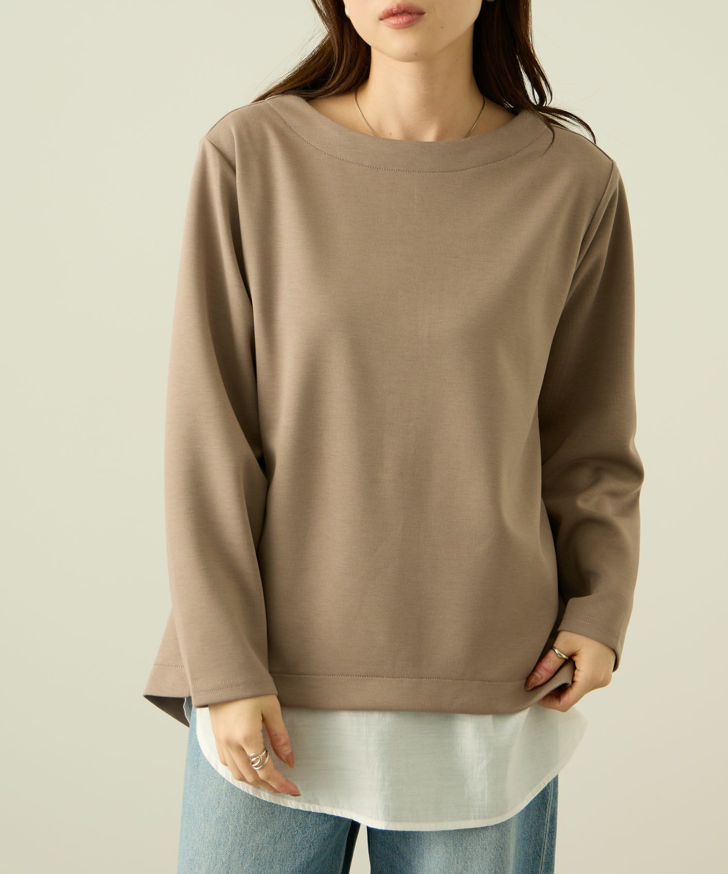 nAvy ポンチ素材 裾ラウンドプルオーバー レディース メール便 対応商品