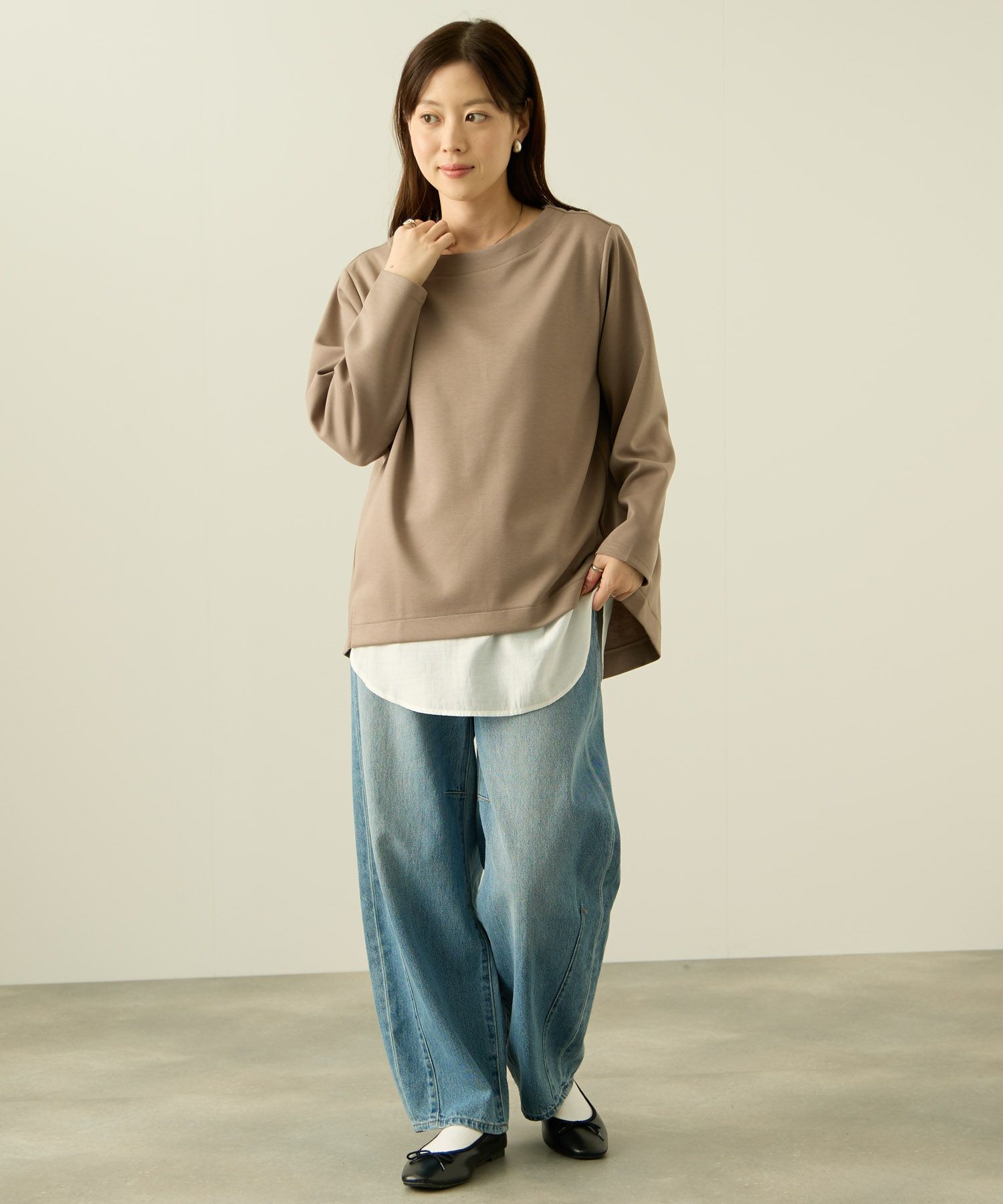 nAvy ポンチ素材 裾ラウンドプルオーバー レディース メール便 対応商品商品画像-15