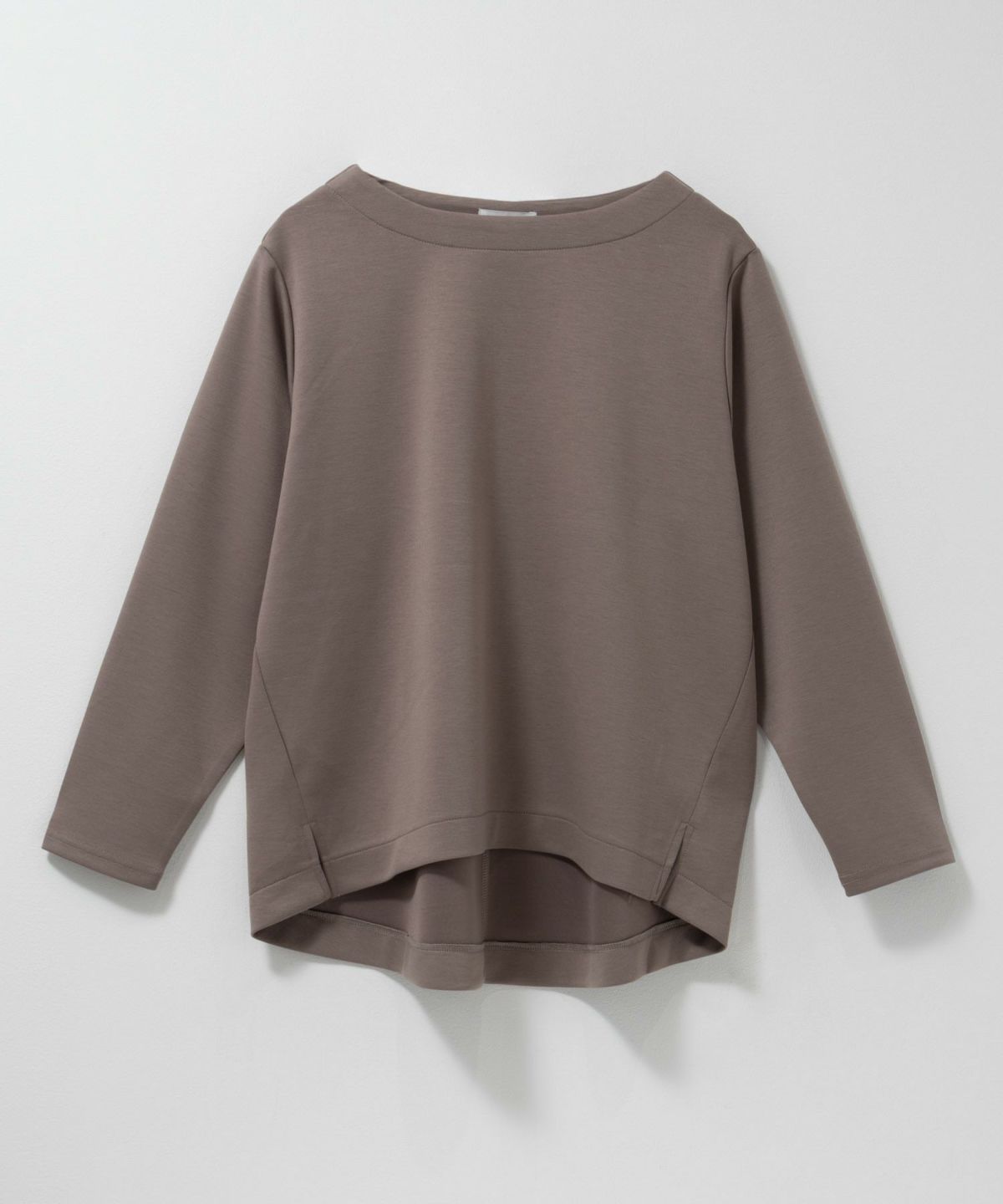 nAvy ポンチ素材 裾ラウンドプルオーバー レディース メール便 対応商品