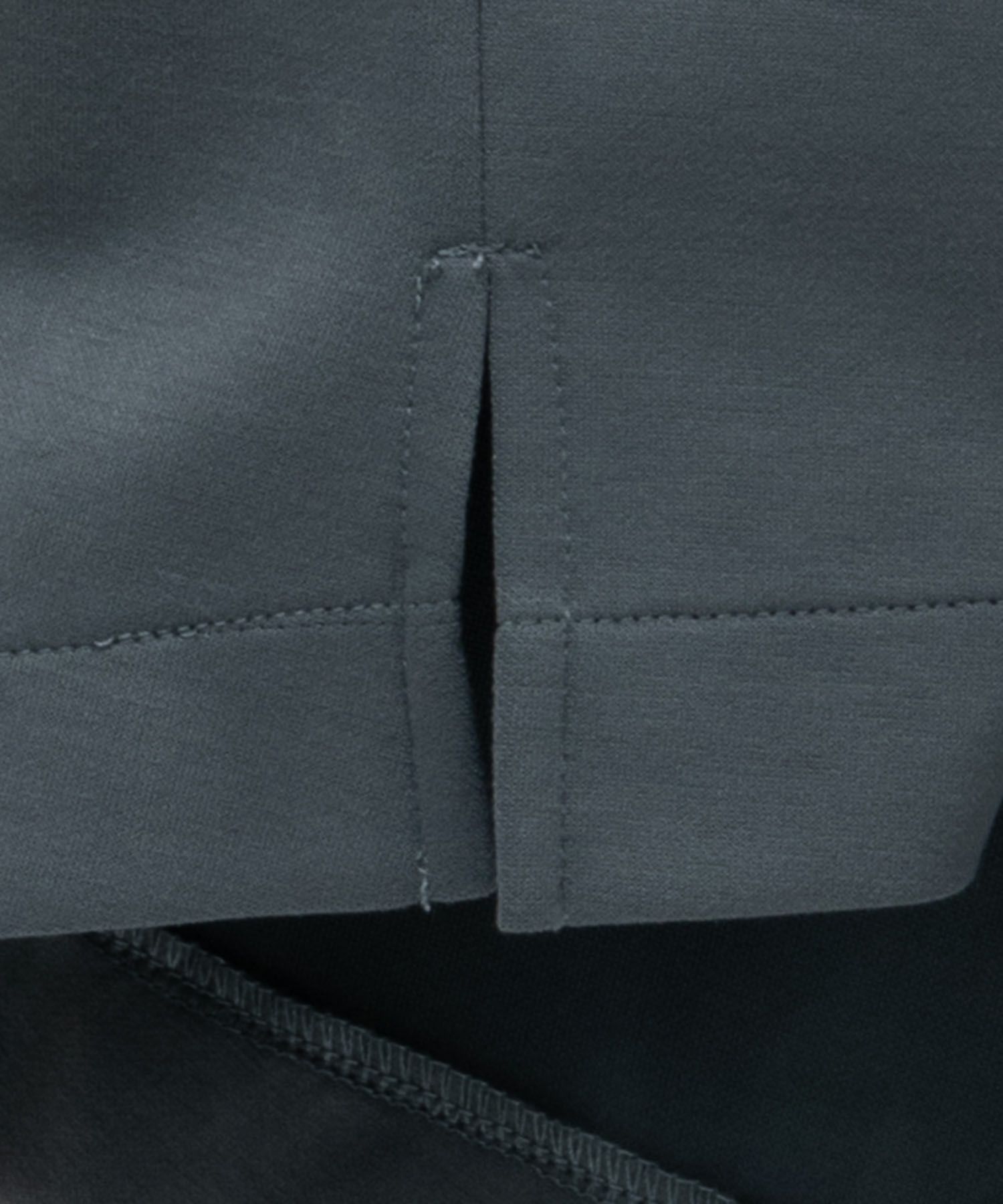 nAvy ポンチ素材 裾ラウンドプルオーバー レディース メール便 対応商品商品画像-24