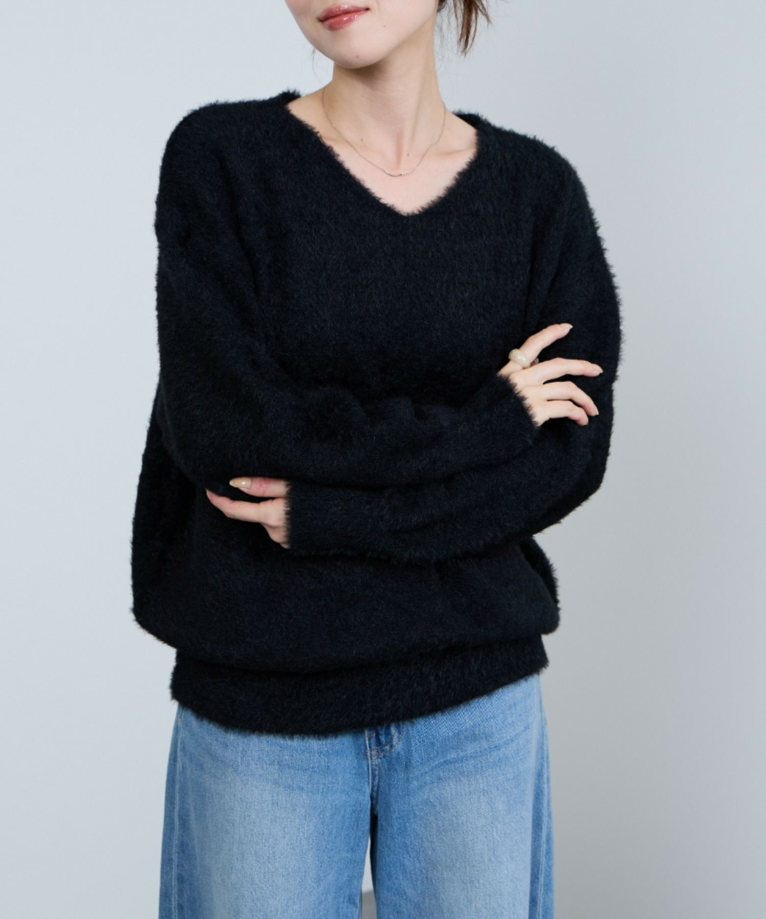 [さらに50%OFF]nAvy  フェザーVネックプルオーバー レディース商品サムネイル-1