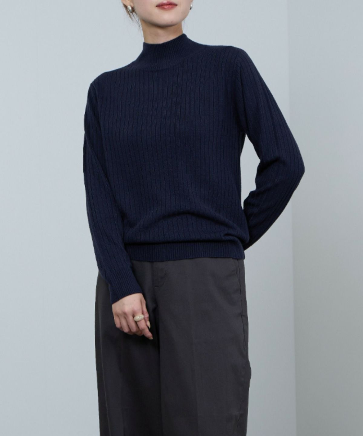 nAvy カシミヤタッチニット リブハイネック レディース