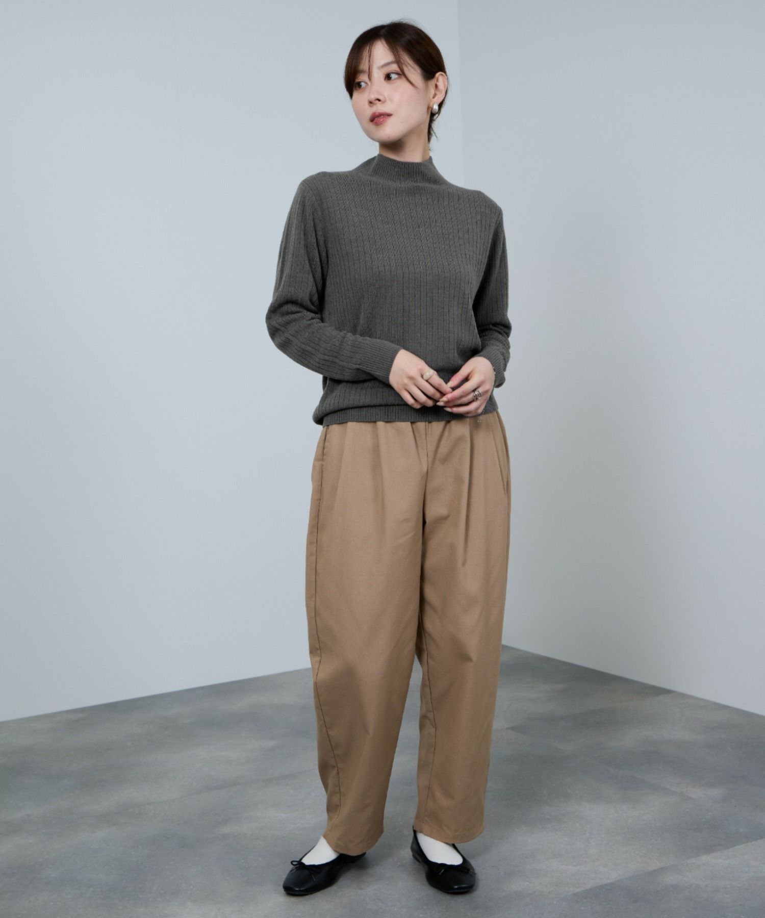 nAvy カシミヤタッチニット リブハイネック レディース