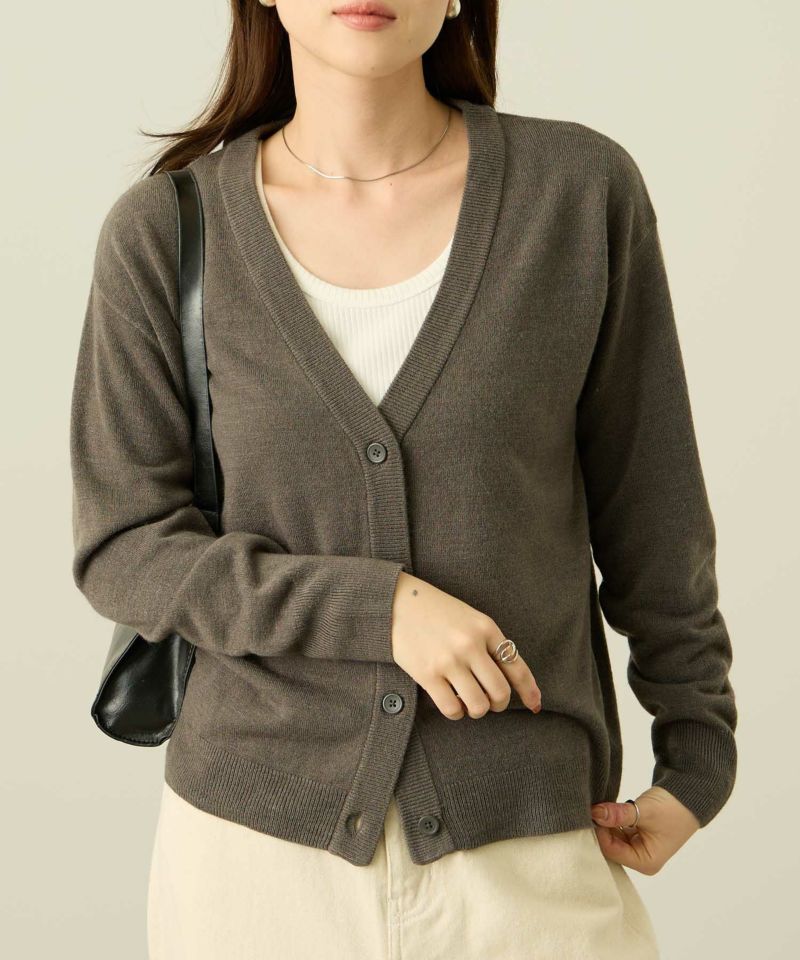 nAvy カシミヤタッチニット Vネックカーディガン レディース商品画像-1