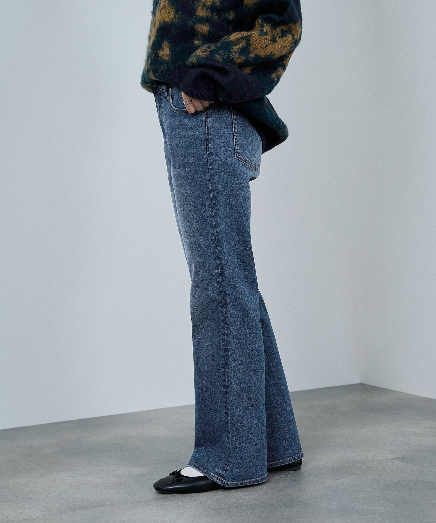 nAvy 毎日はきたくなるデニム「マイデニ」 フレアパンツ レディース