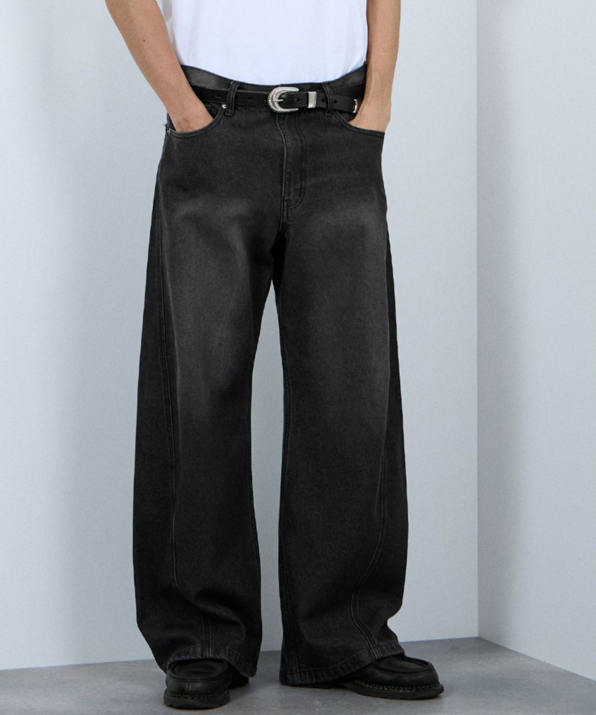 【WEB限定】デニムカーブワイドパンツ メンズ