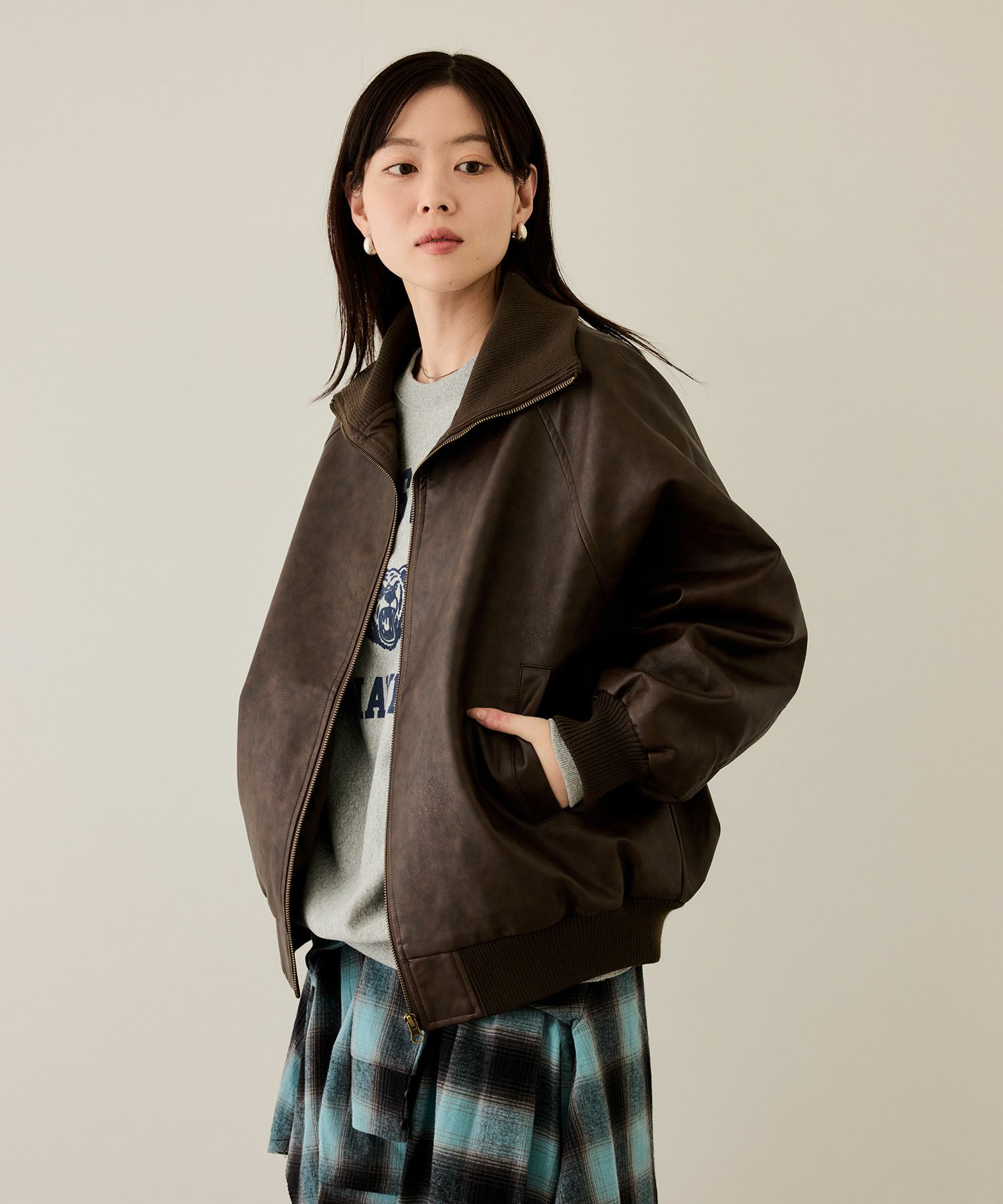 [最終さらに50%OFF][値下げ]nAvy 合皮リブブルゾン レディース商品サムネイル-4