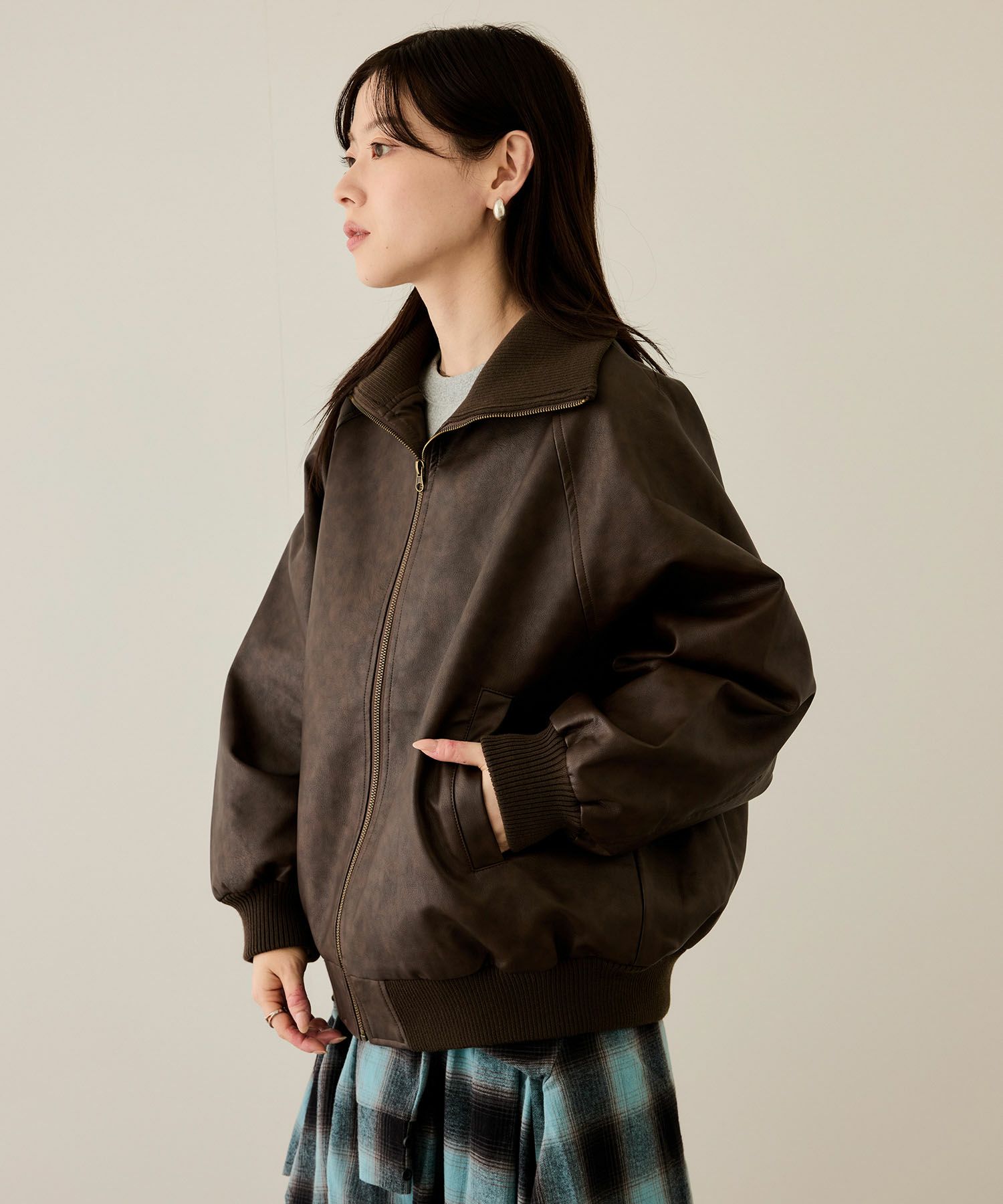 [最終さらに50%OFF][値下げ]nAvy 合皮リブブルゾン レディース商品画像-5