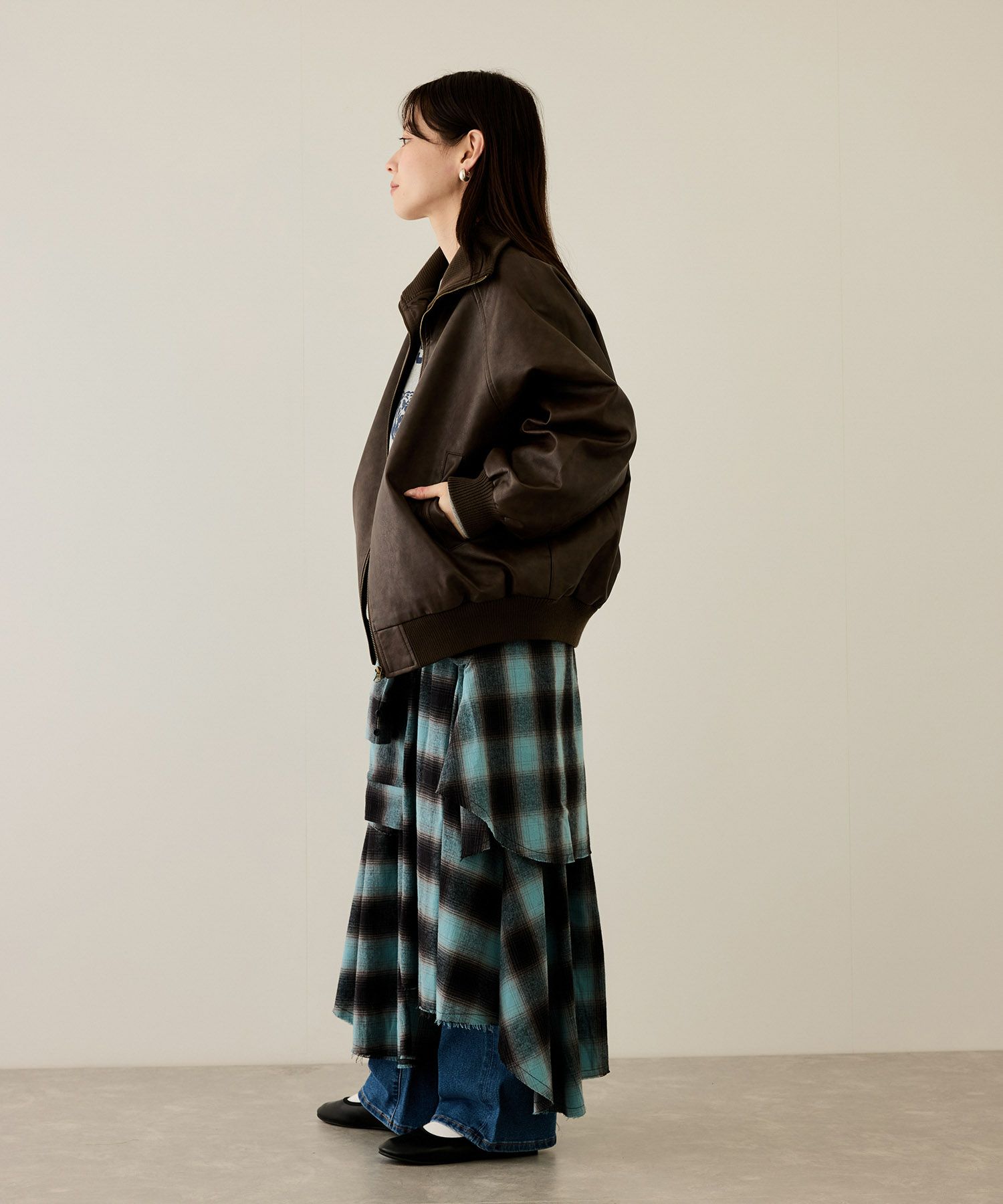 [最終さらに50%OFF][値下げ]nAvy 合皮リブブルゾン レディース商品サムネイル-8