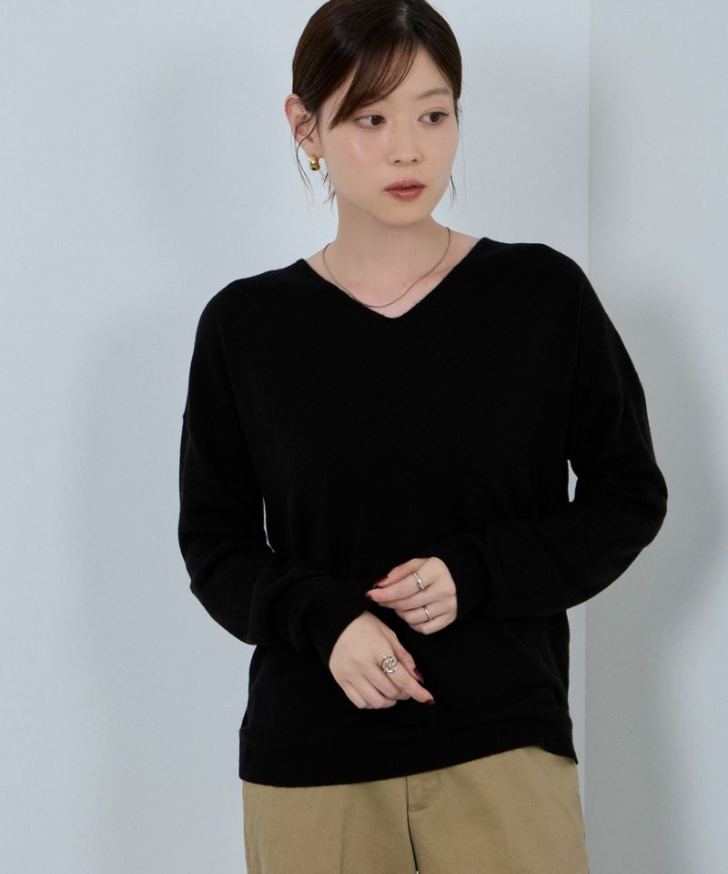 nAvy カシミヤタッチニット Vネック レディース商品画像-1