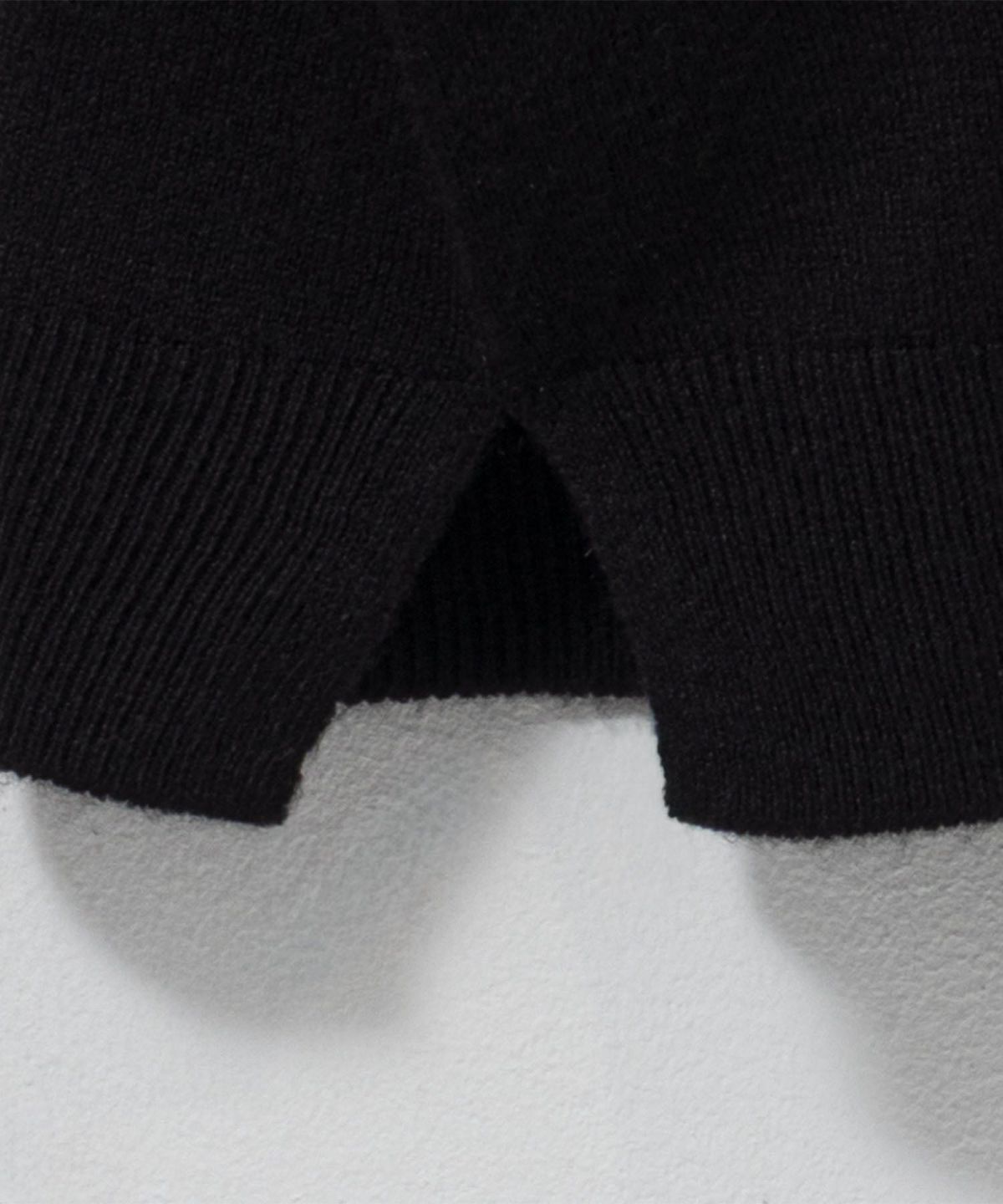 nAvy カシミヤタッチニット Vネック レディース