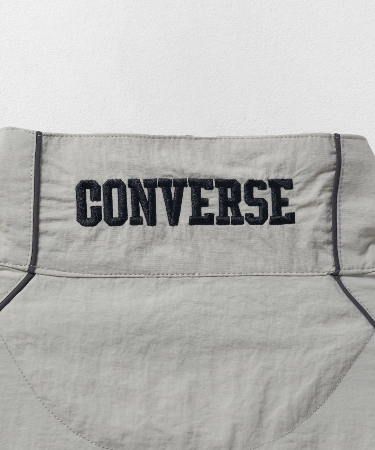 CONVERSE ナイロン切替スタンドブルゾン メンズCONVERSE ナイロン切替スタンドブルゾン メンズ