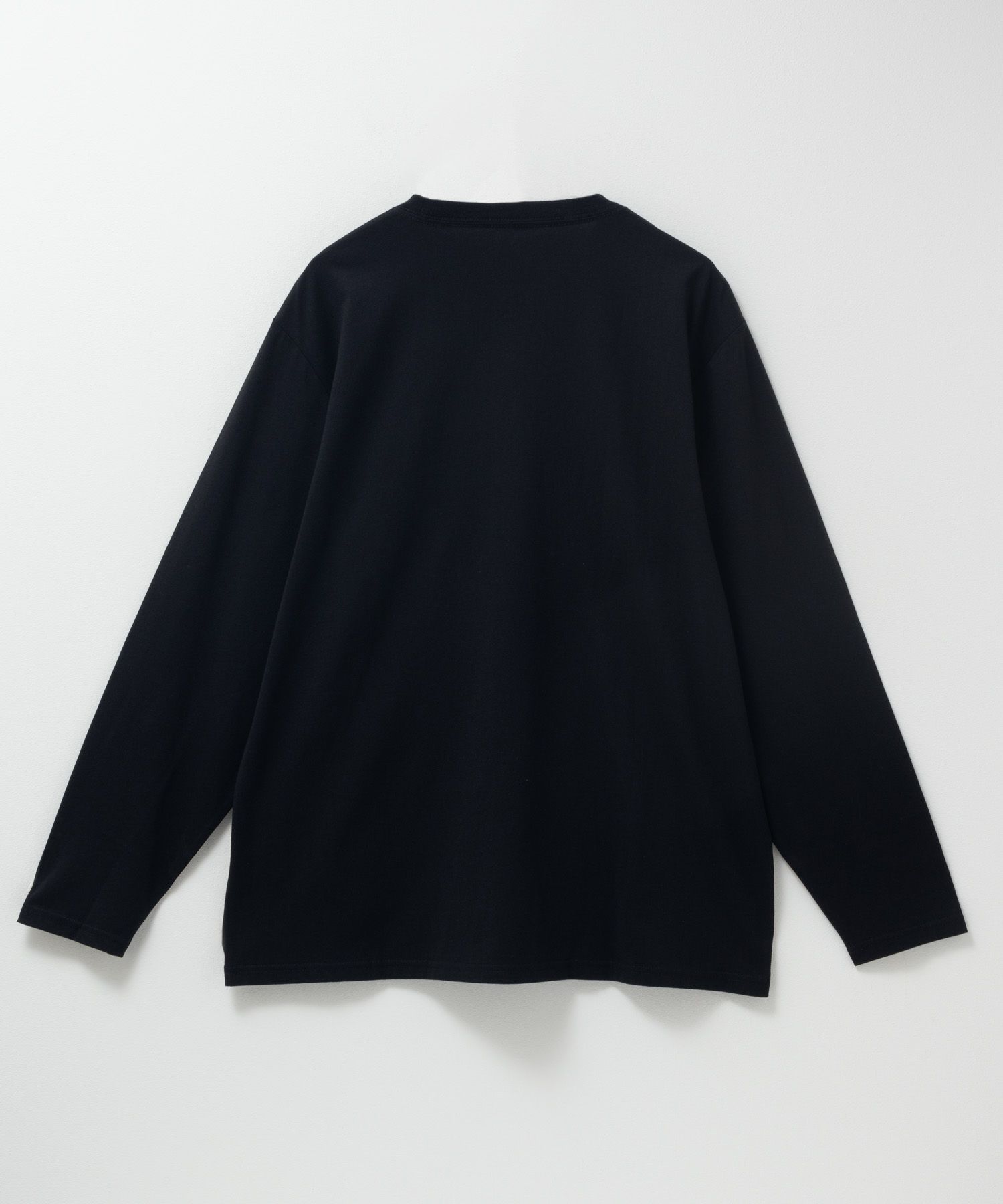 T-GRAPHICS ミリタリーロゴプリント長袖Tシャツ メンズ