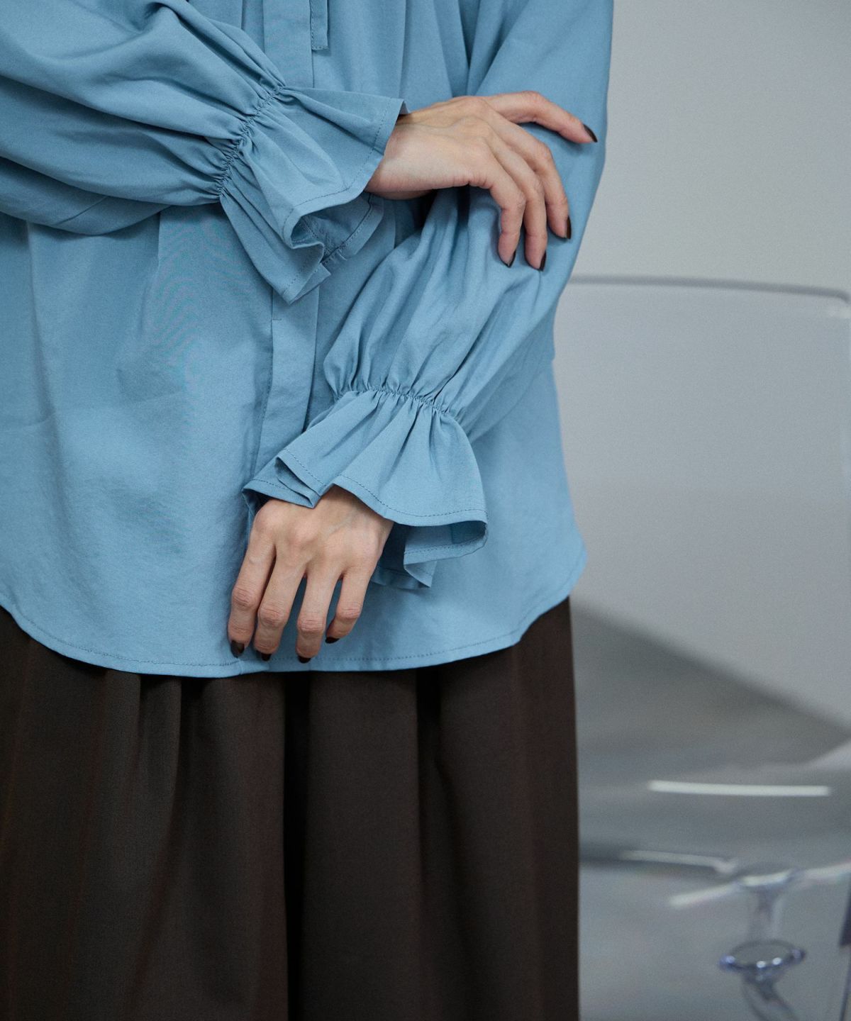 milli de l'air フリルネックボウタイブラウス レディース