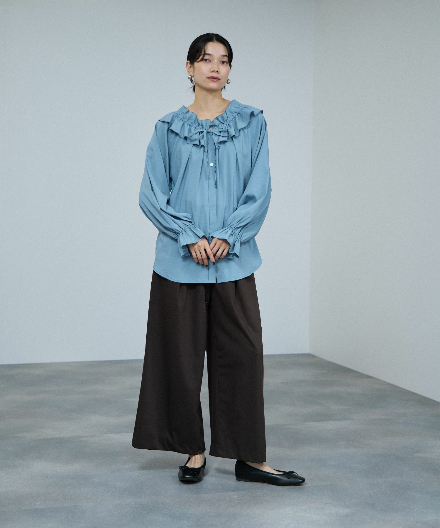 milli de l'air  フリルネックボウタイブラウス レディース商品画像-10