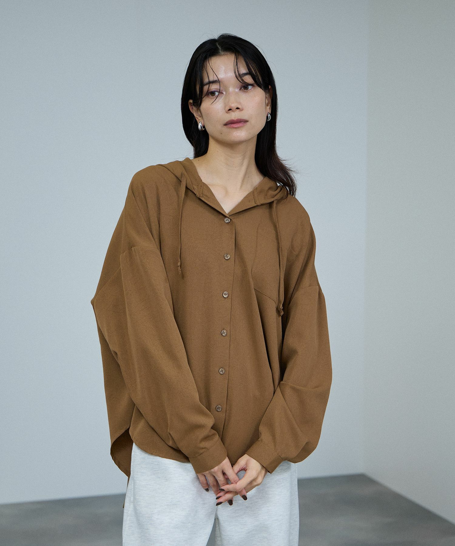 milli de l'air  ライトリンクルフーディシャツ レディース商品画像-4