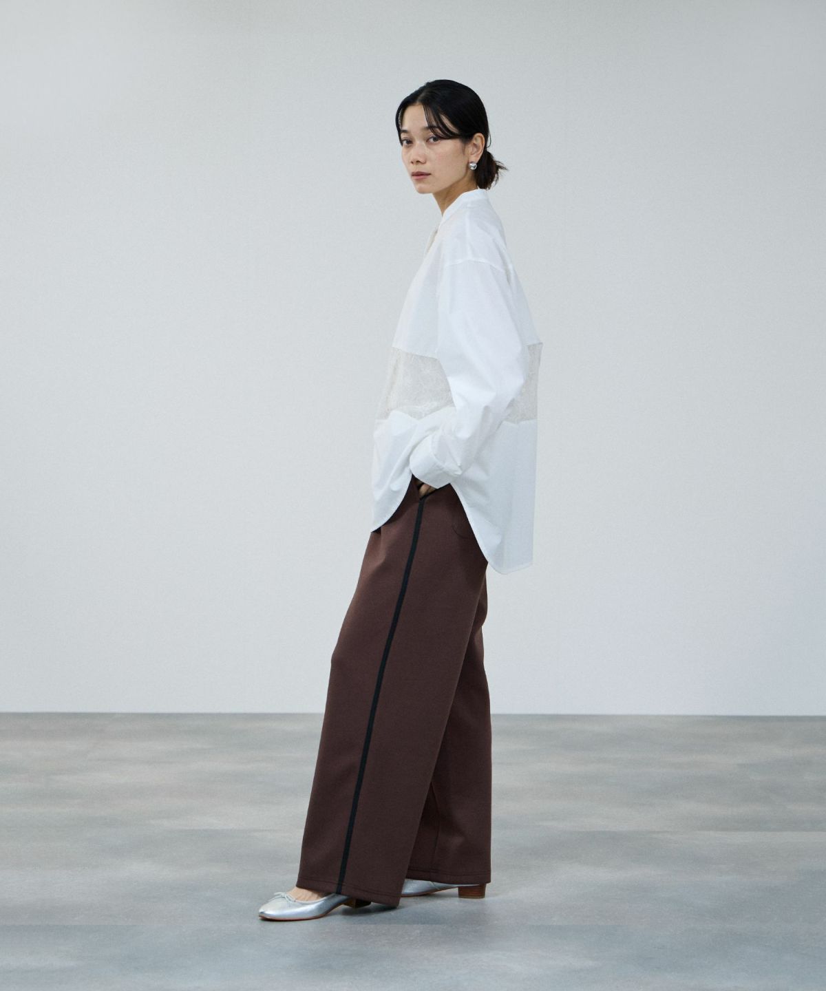 [ボトムス20%OFF]milli de l'air エアリエポンチ素材ラインパンツ レディース