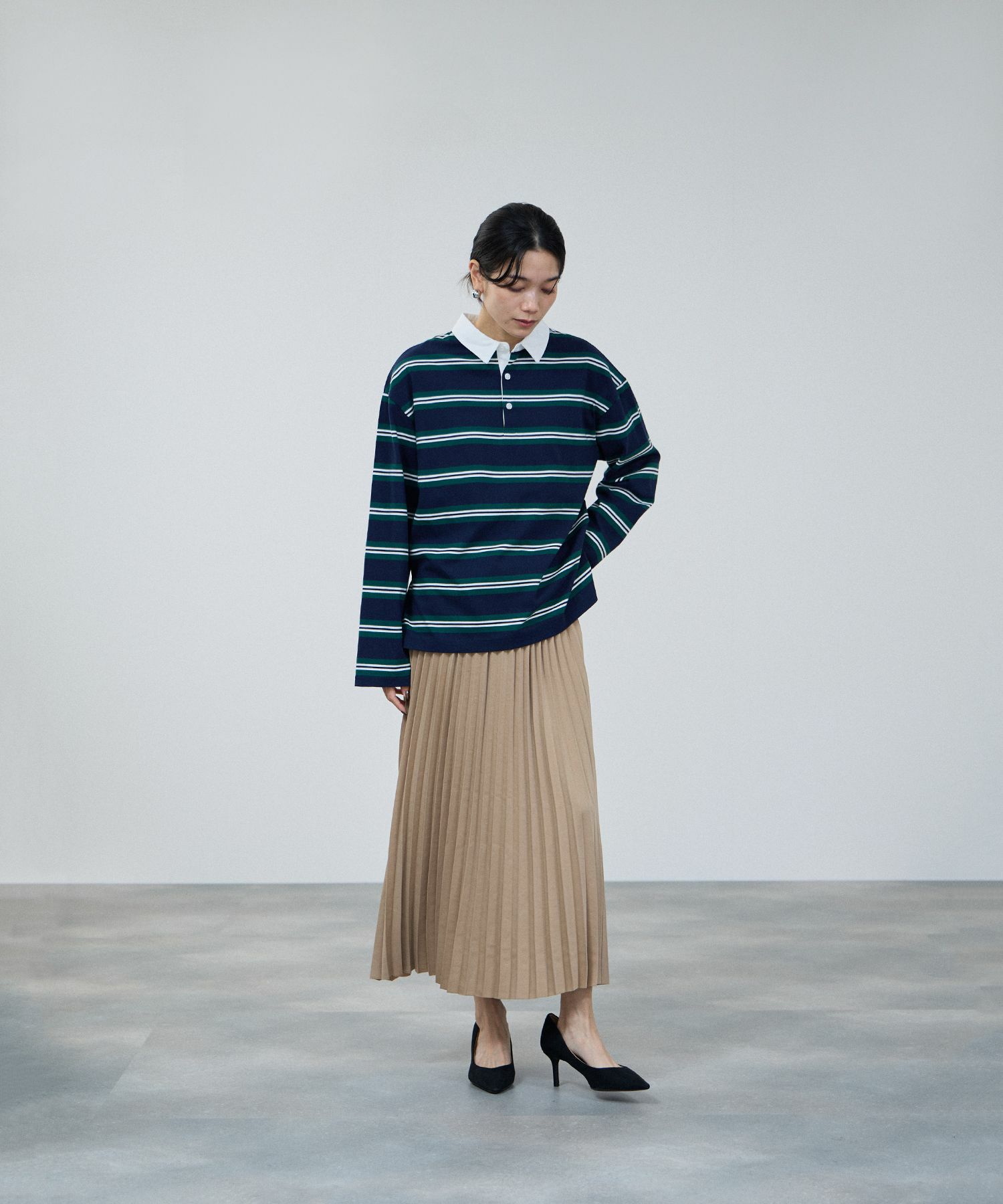 milli de l'air サテンストレッチプリーツスカート レディース