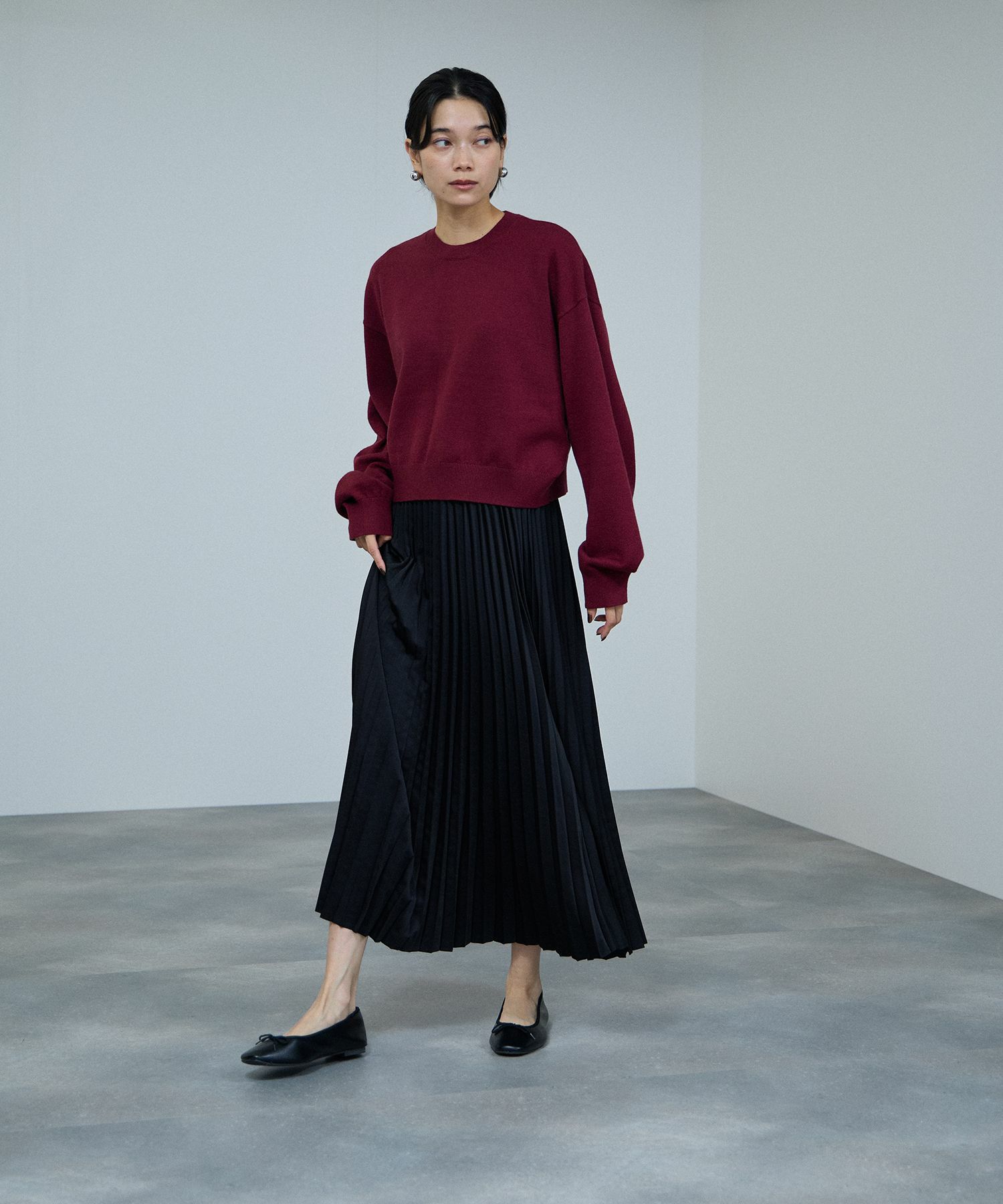 milli de l'air サテンストレッチプリーツスカート レディース