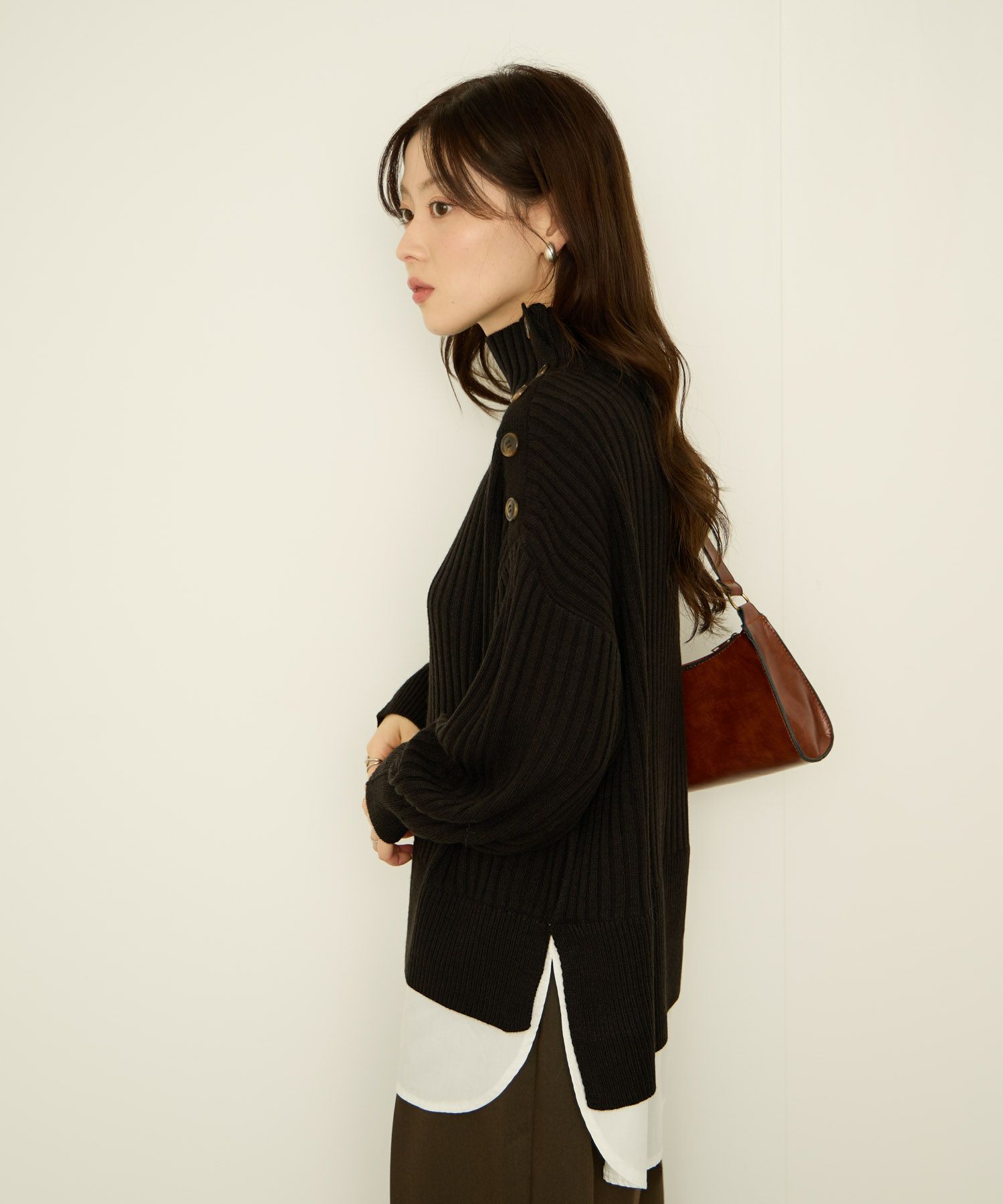 [さらに50%OFF]nAvy  時短 ボタンハイネックニット レディース商品画像-11