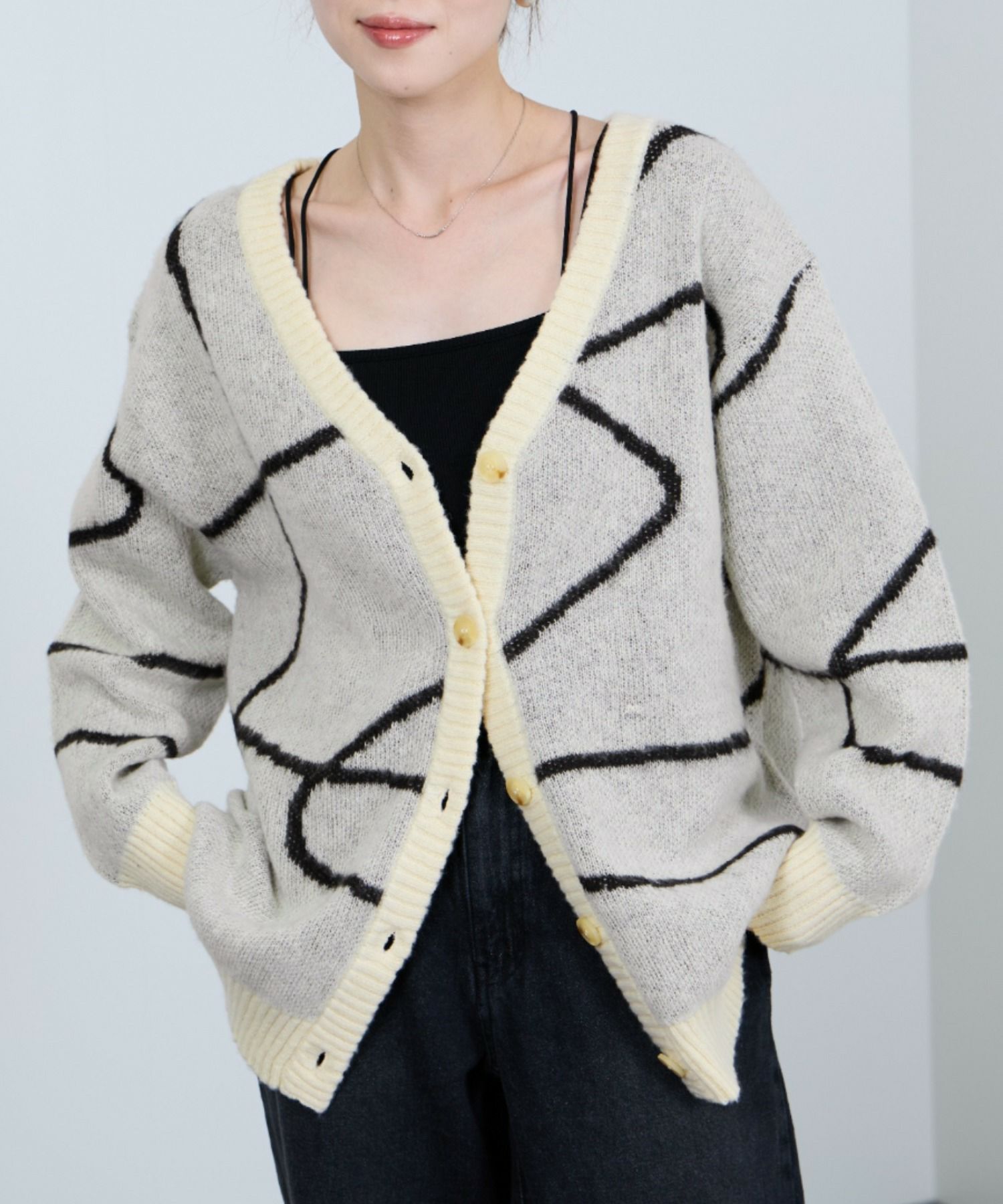 [さらに50%OFF]nAvy もちり もちもち 総柄ニットカーディガン レディース商品画像-5