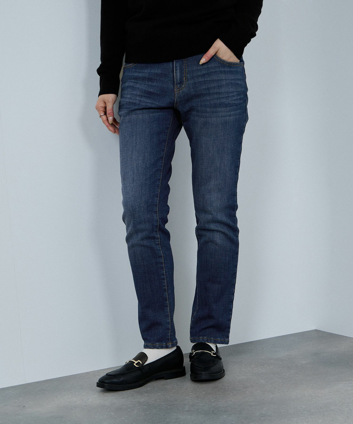 nAvy  マックヒート裏起毛ストレートパンツ レディース商品画像-5