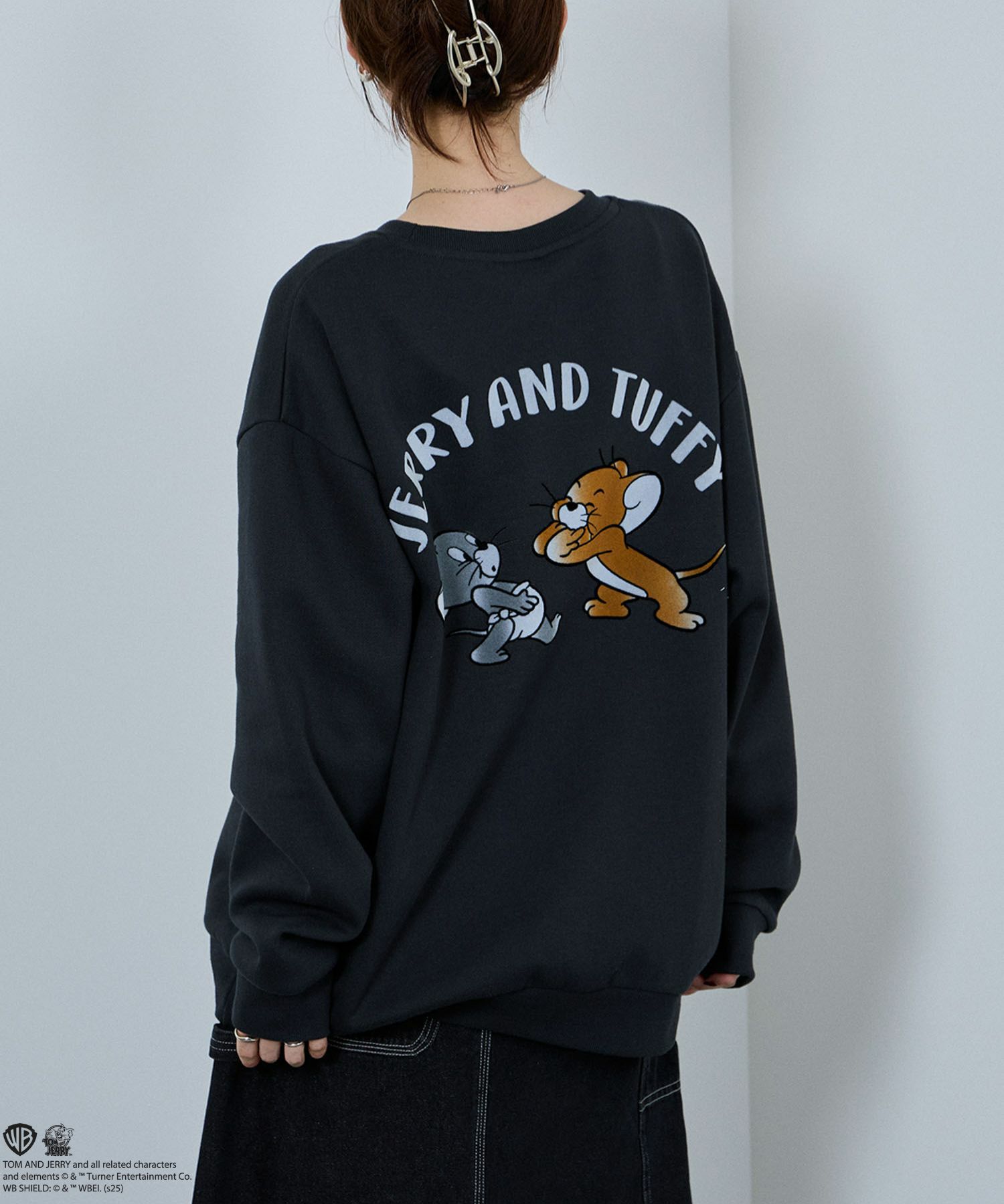 Tom and Jerry ジェリー タフィー フロッキートレーナー メンズ商品画像-4