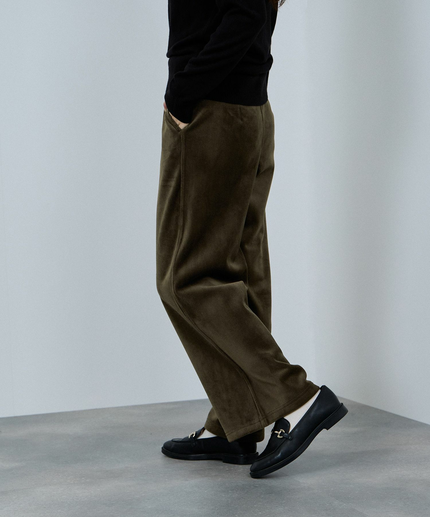 nAvy  MAC HEAT コーデュロイ裏ベロアワイドパンツ レディース商品画像-19