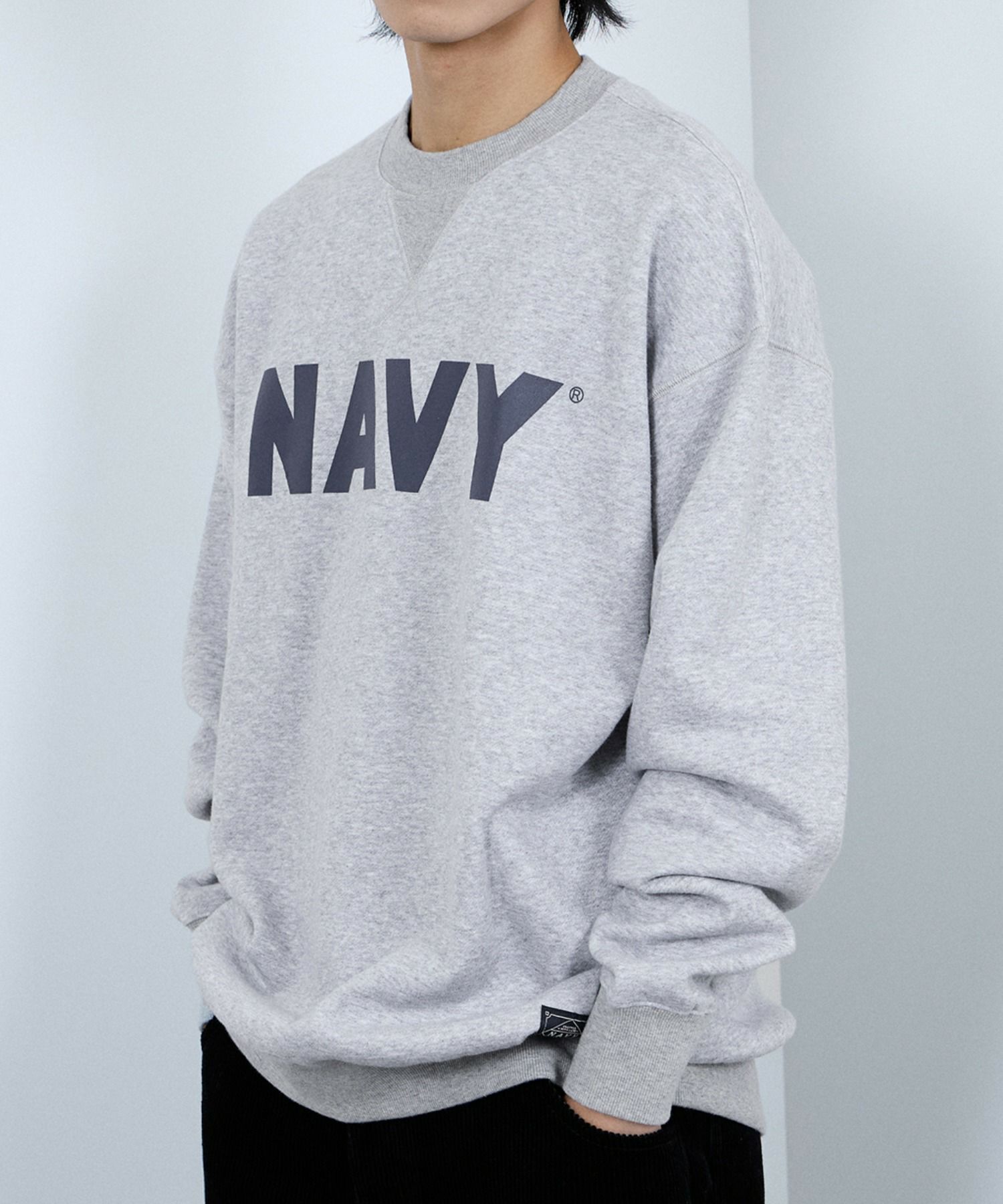 NAVY  ウォッシュバルーントレーナー メンズ商品画像-2