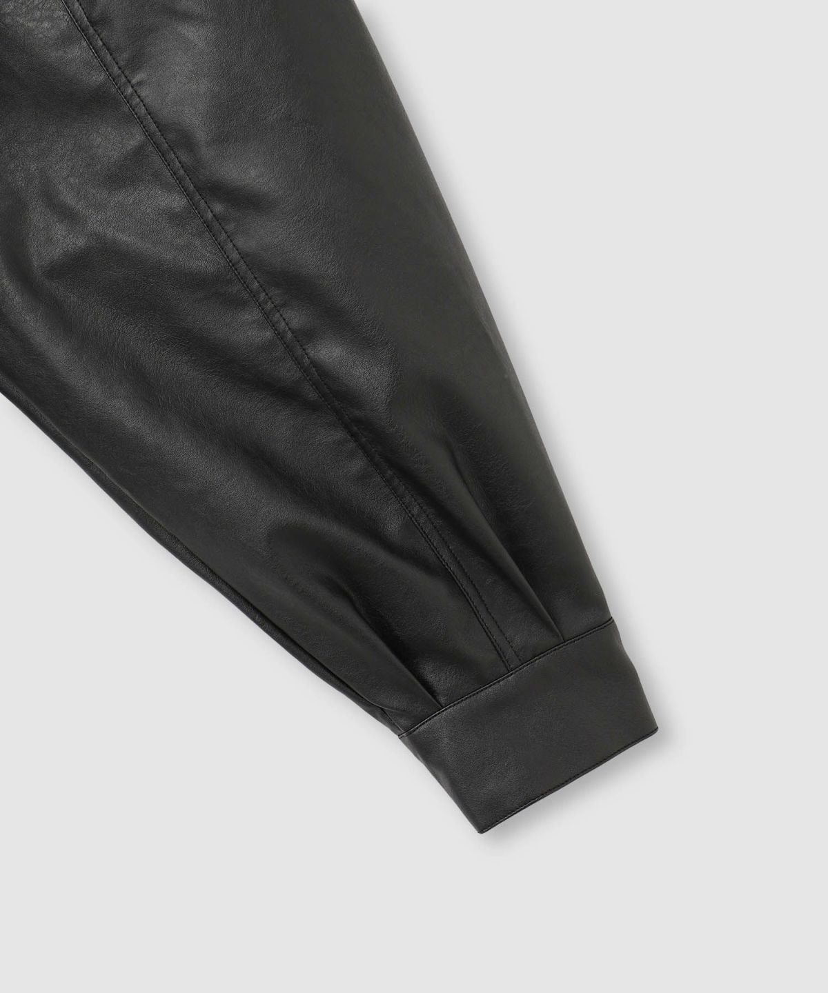 nAvy レザー調ブルゾン レディース