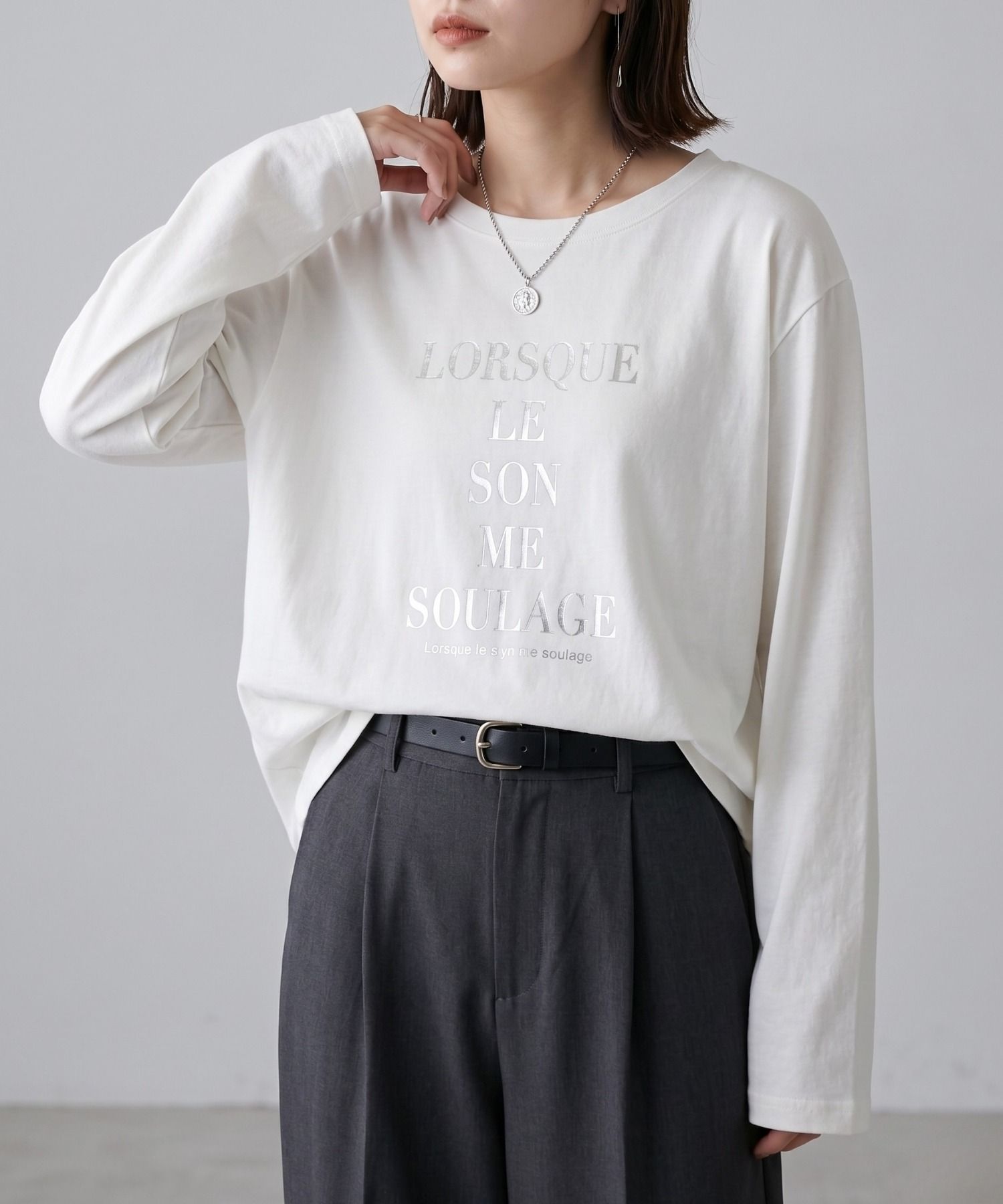 Idnes 箔ロゴプリントロングスリーブTシャツ レディース メール便 対応商品