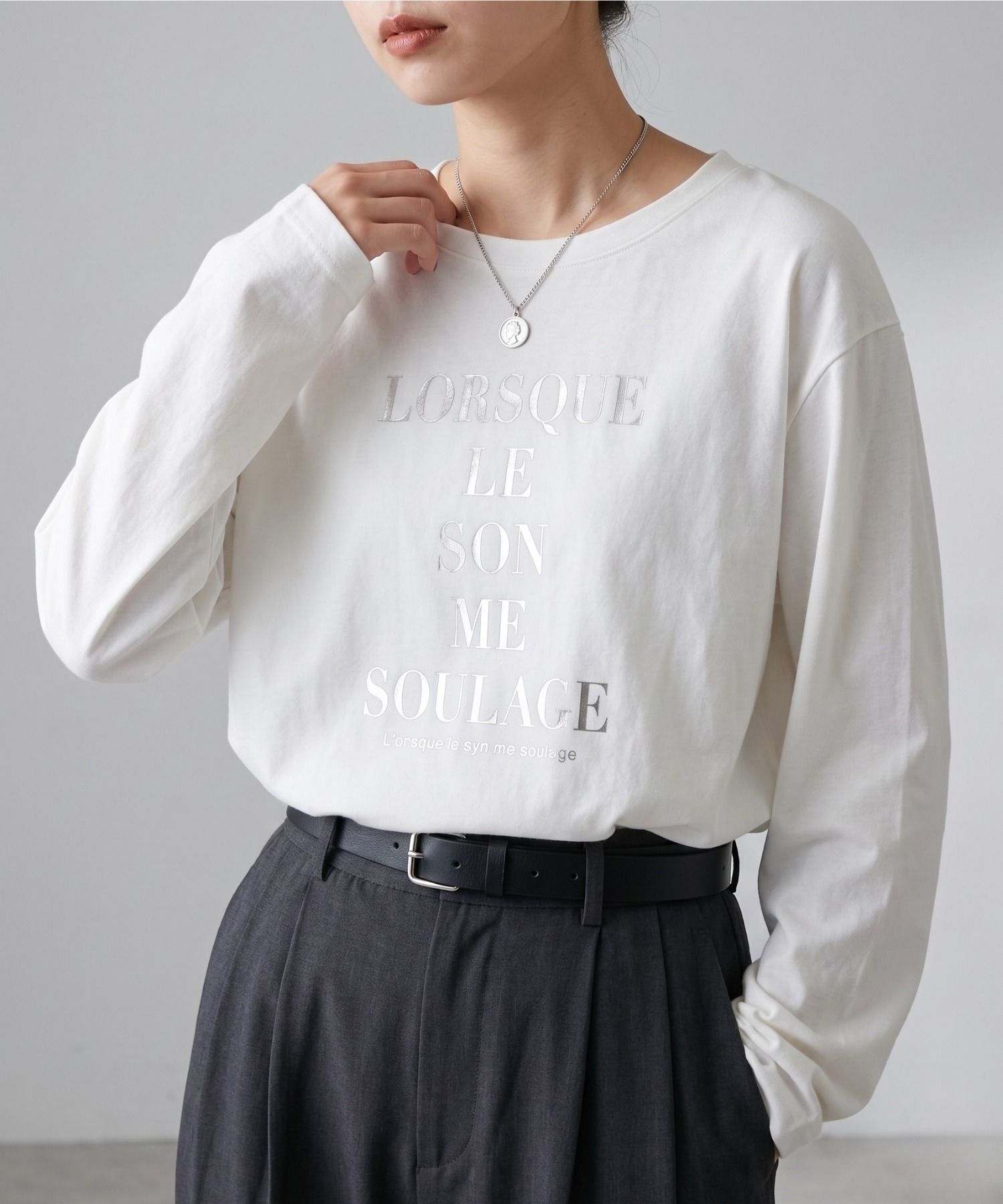 Idnes  箔ロゴプリントロングスリーブTシャツ レディース メール便 対応商品商品サムネイル-4