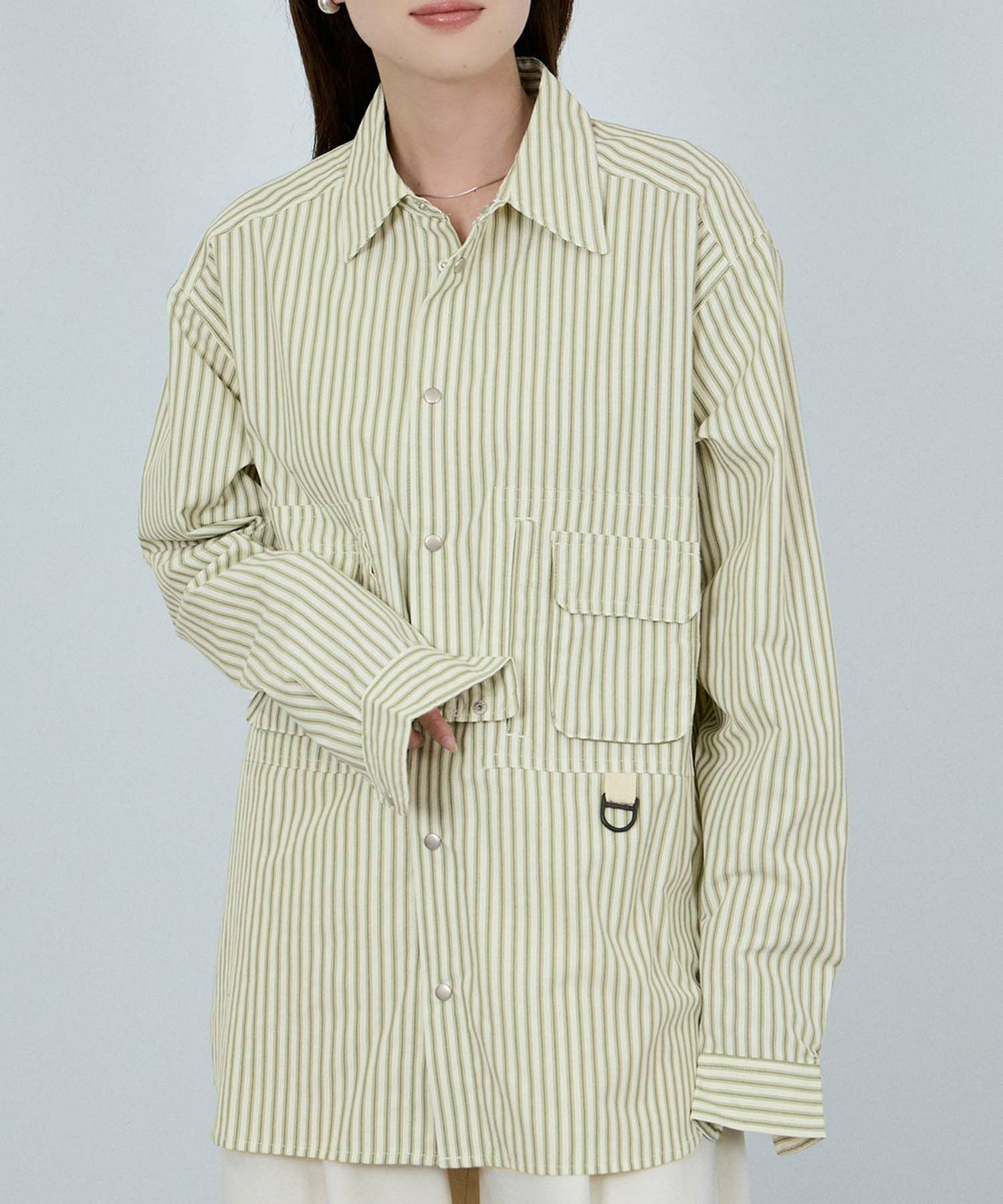 nAvy 多ポケルーズフィットシャツ レディース