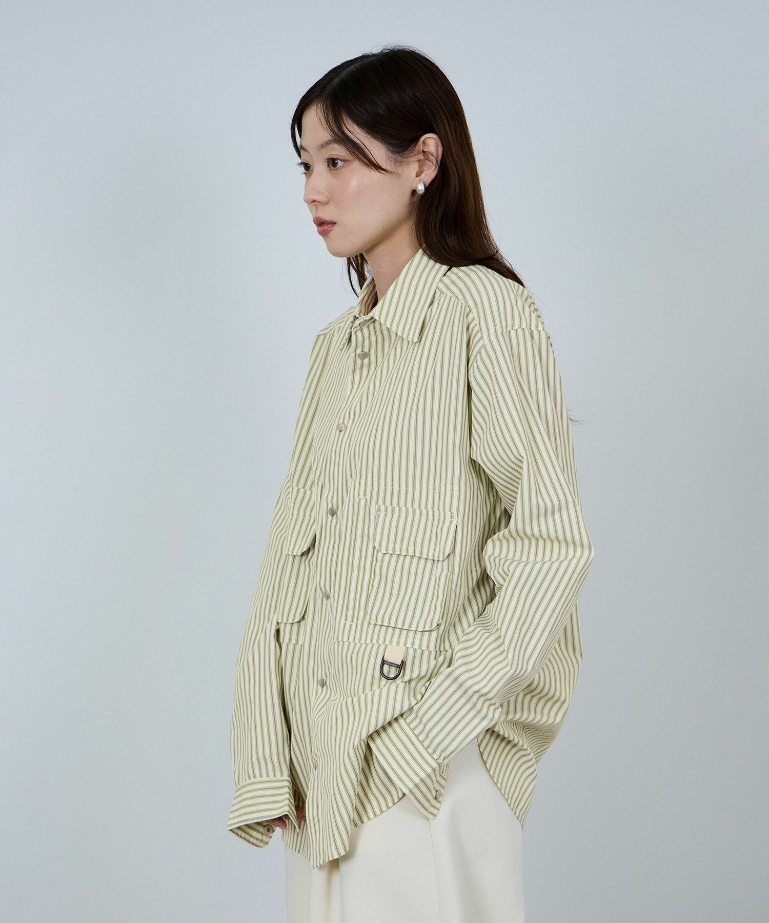nAvy 多ポケルーズフィットシャツ レディース