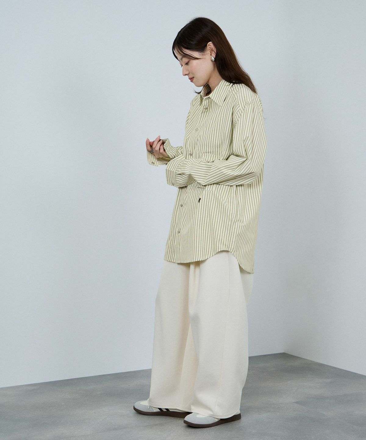 nAvy 多ポケルーズフィットシャツ レディース