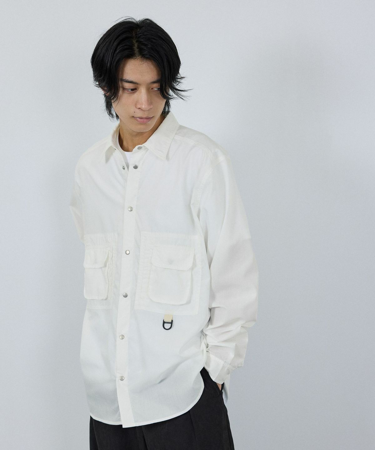 nAvy 多ポケルーズフィットシャツ レディース