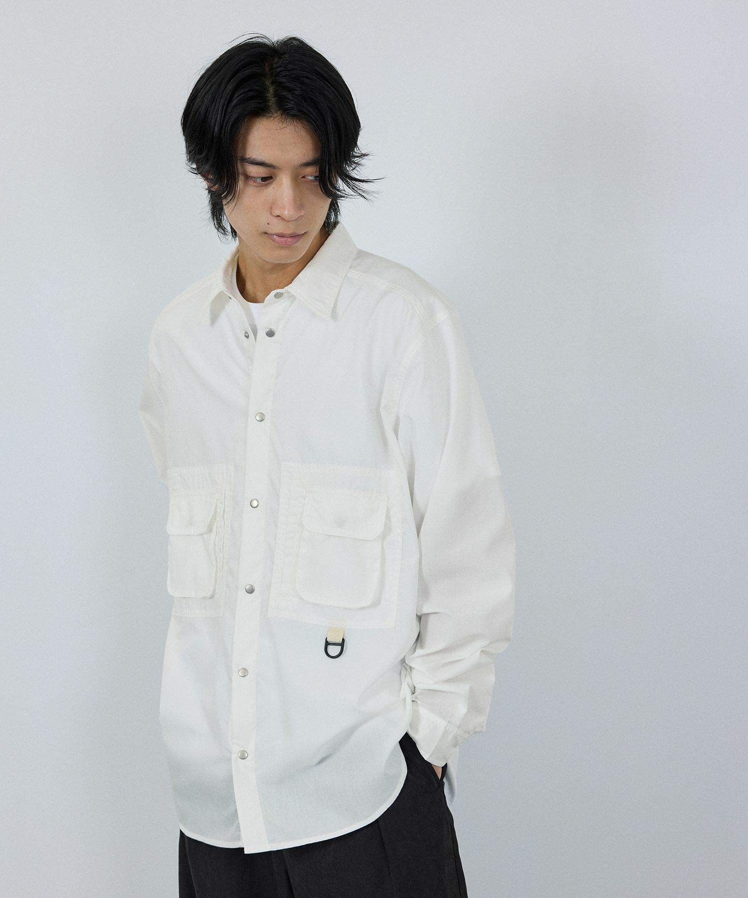 nAvy 多ポケルーズフィットシャツ レディース