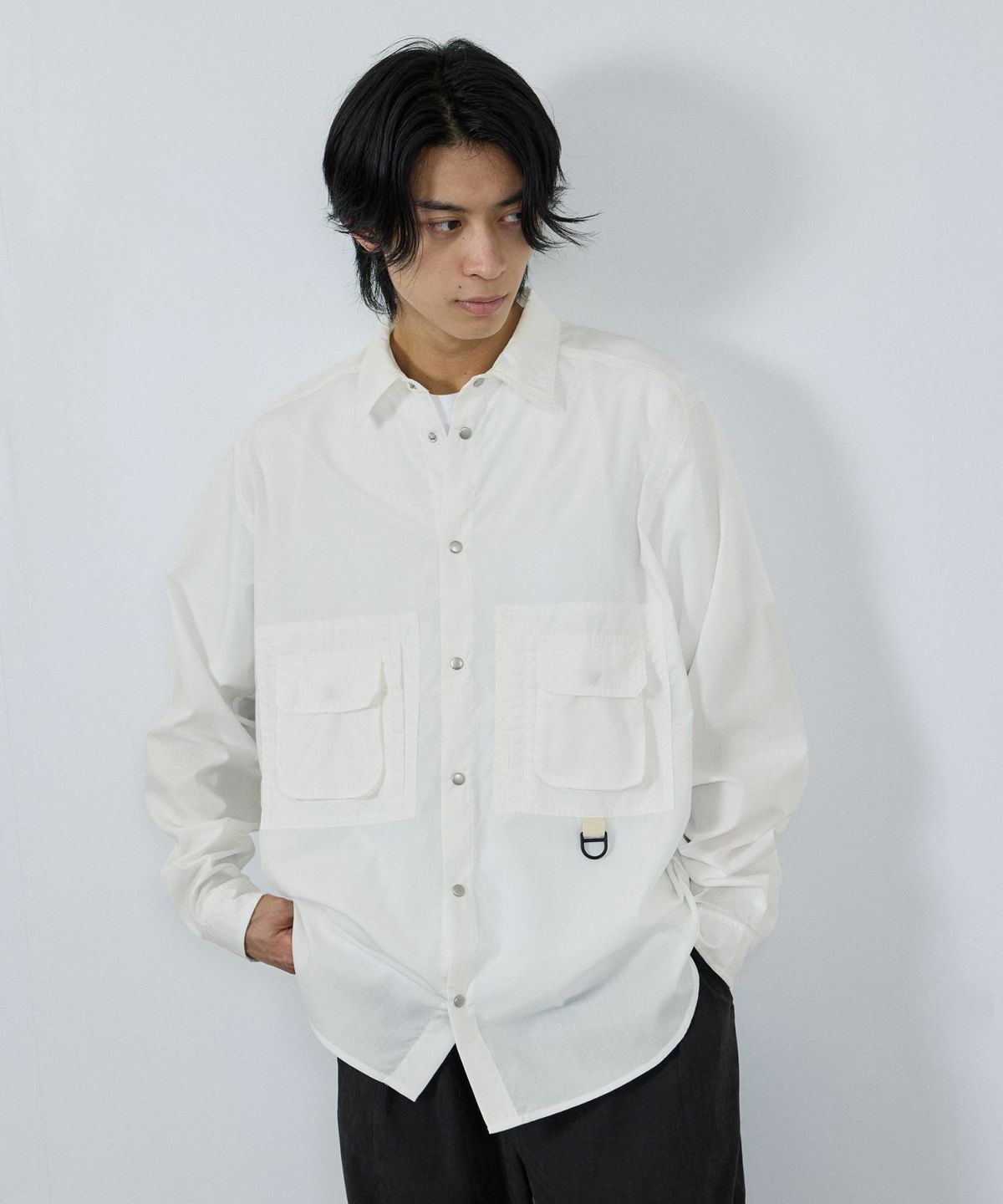 nAvy 多ポケルーズフィットシャツ レディース