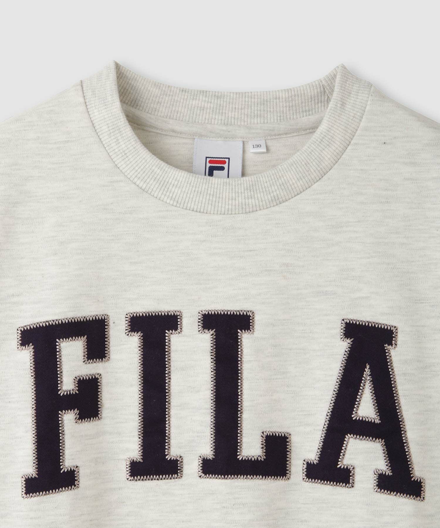 FILA ポンチ素材デカロゴトレーナー キッズ