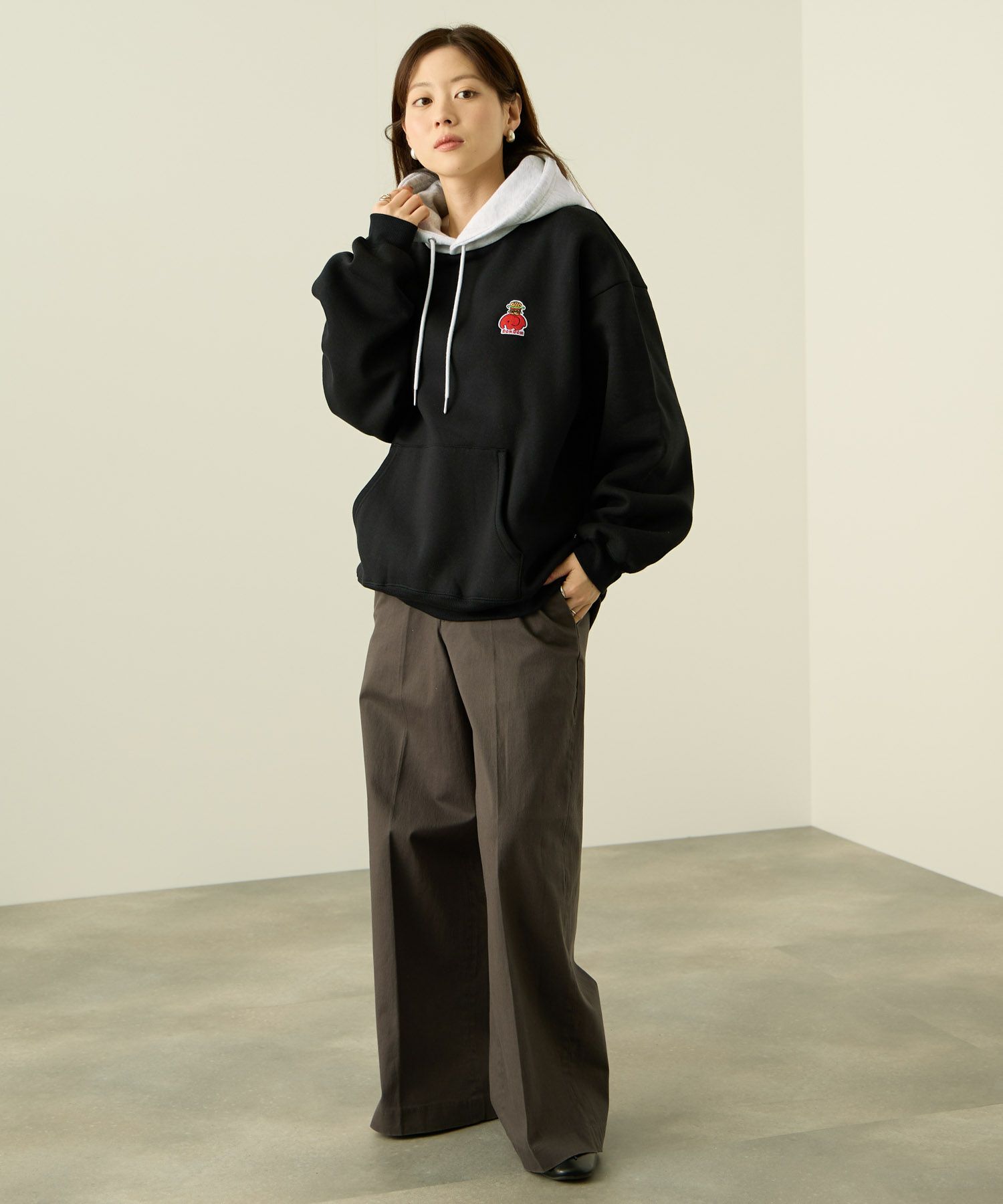 RED CAP GIRL×ドムドムハンバーガー 裏起毛配色フーディー メンズ【数量限定トートバッグをプレゼント】