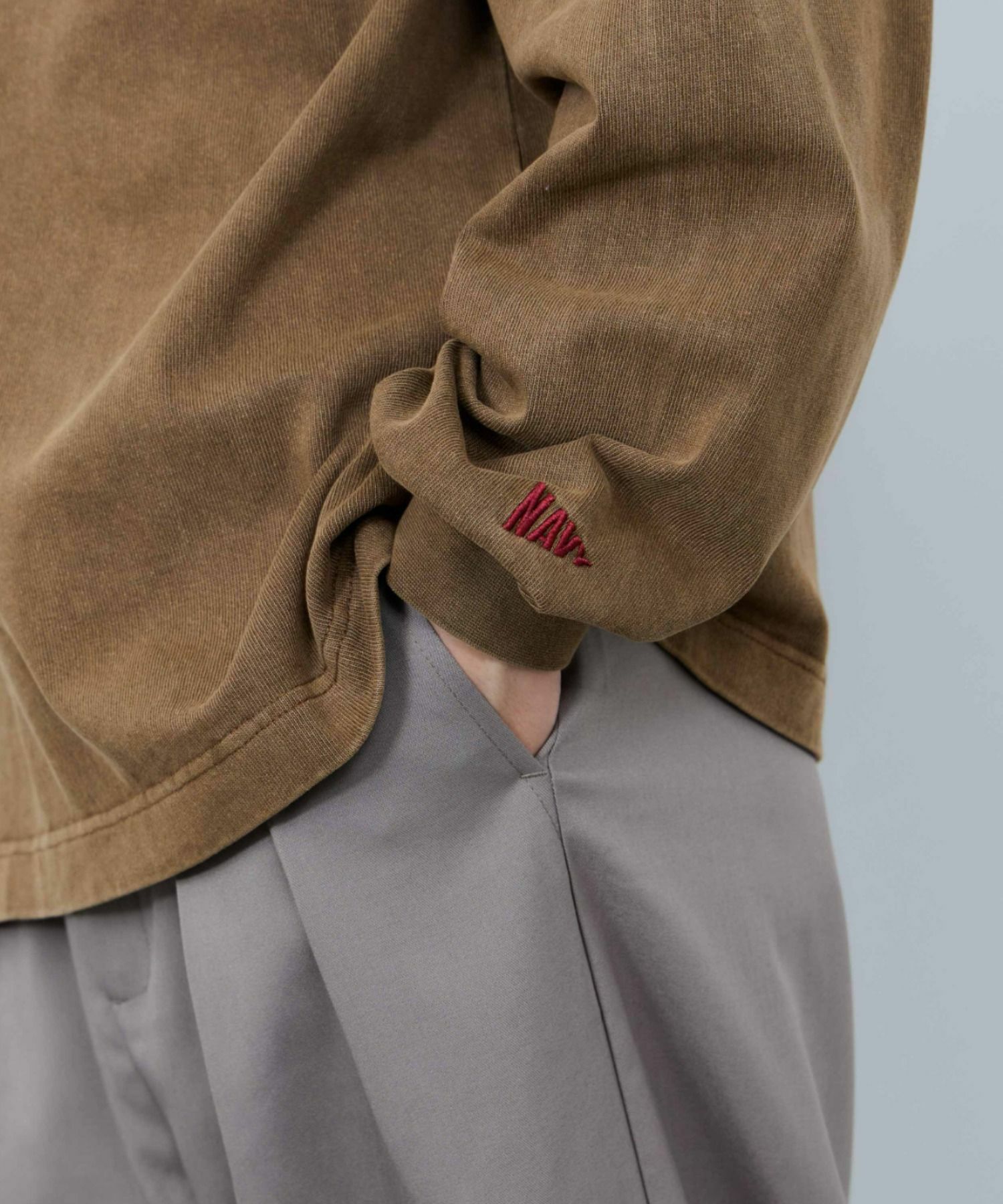 NAVY  リラックスヘビーウェイト長袖Tシャツ メンズ商品サムネイル-16