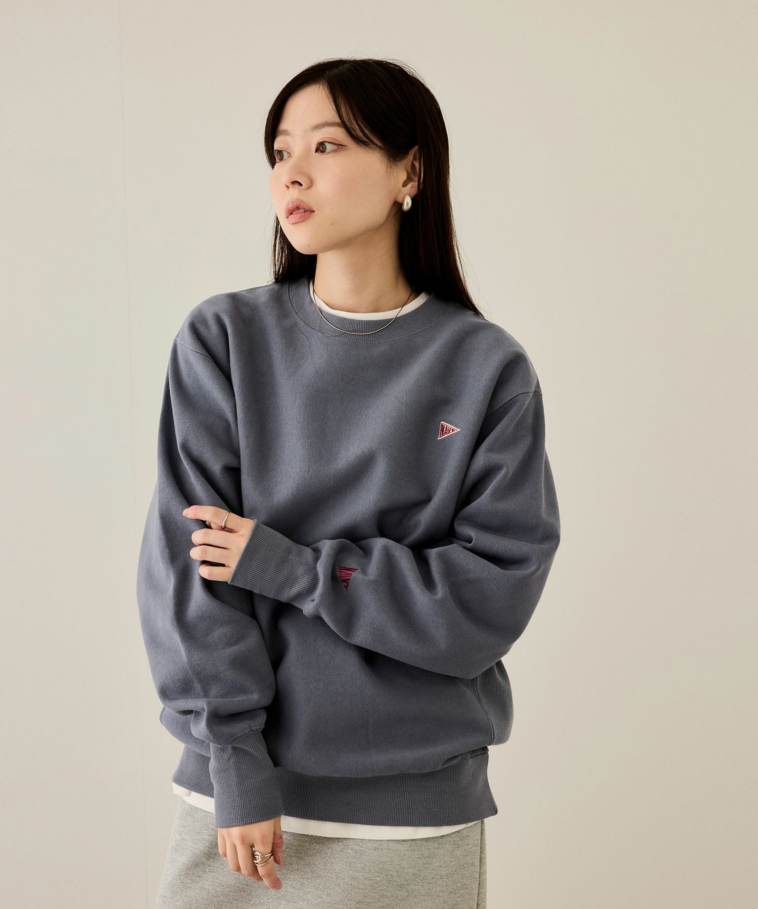 NAVY  ヘビーウェイト ワンポイント刺繍クルーネックスウェット メンズ商品画像-25