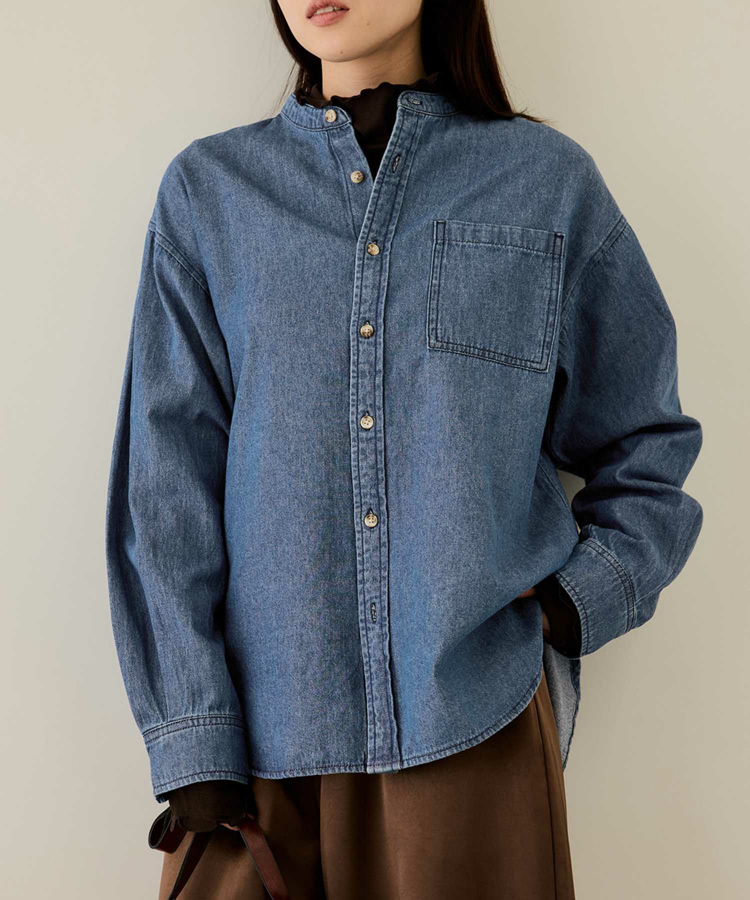 nAvy  ルーズデニムスタンドカラーシャツ レディース商品画像-1