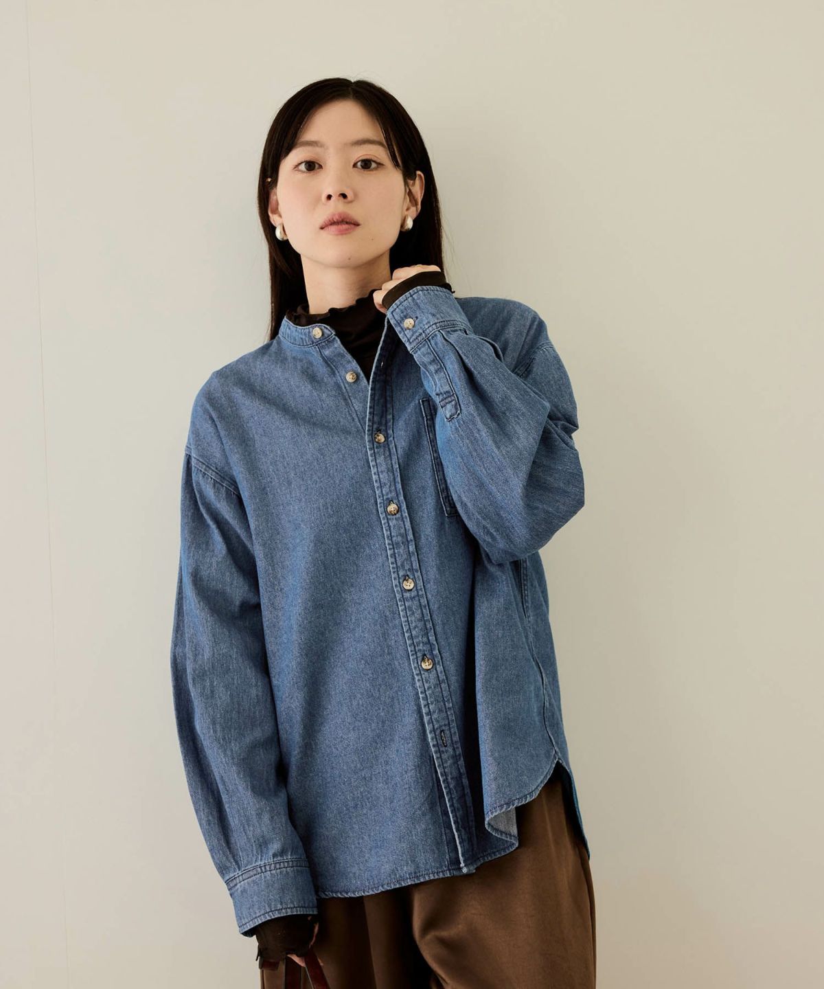 nAvy ルーズデニムスタンドカラーシャツ レディース