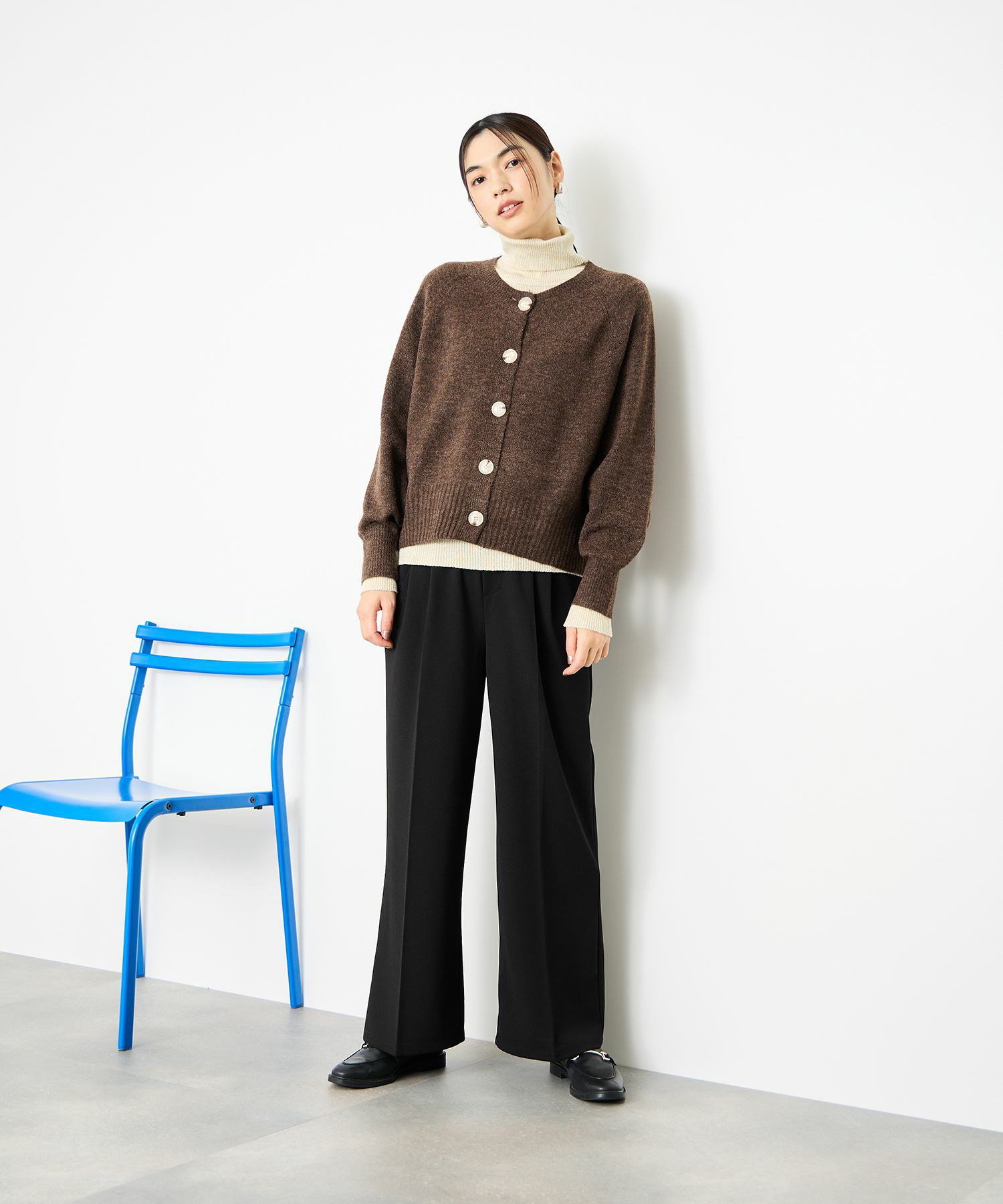 [期間限定価格]Idnes ストレッチストレートタックパンツ レディース