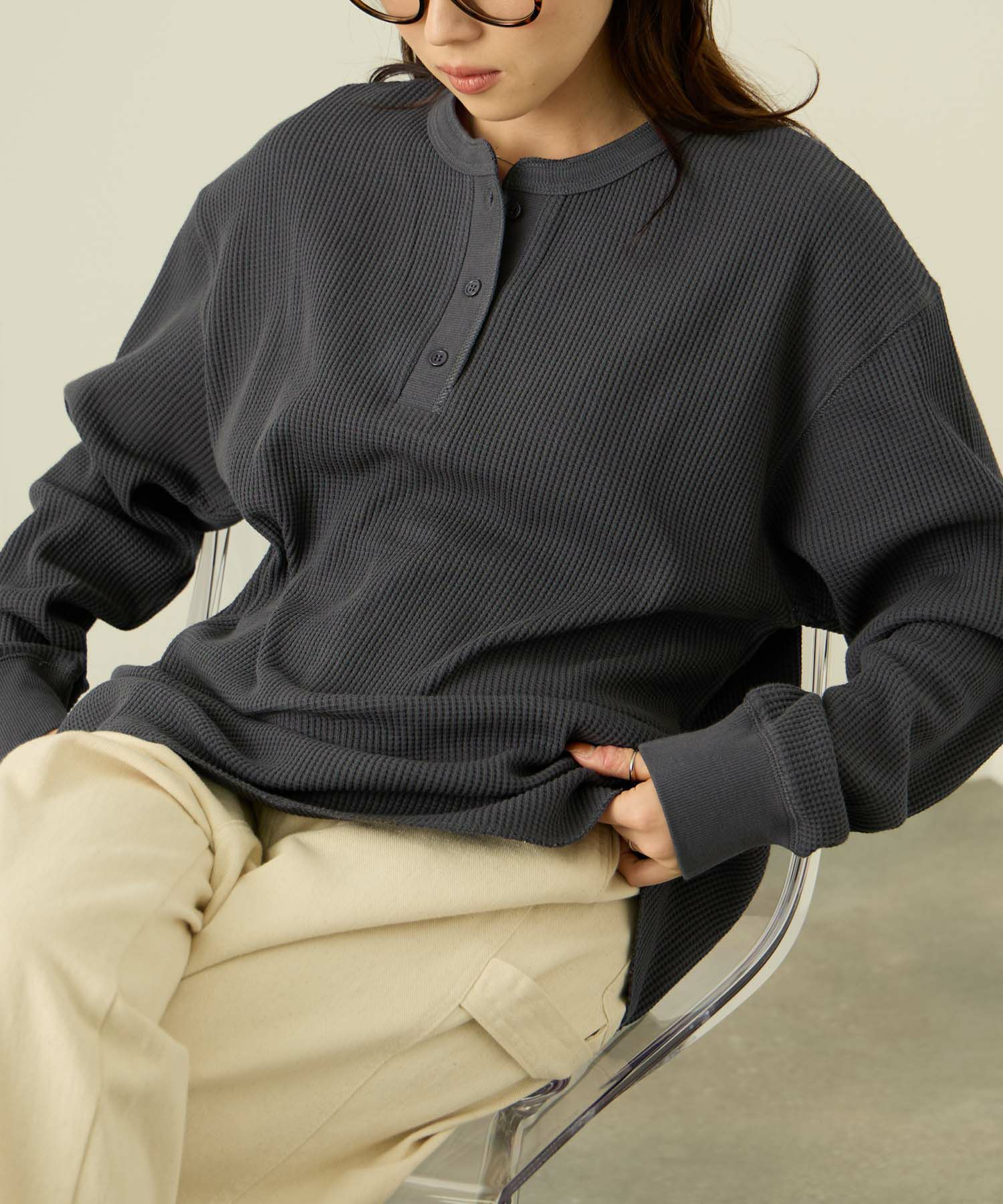 nAvy  リラックスフィット ワッフルヘンリーネック長袖Tシャツ レディース メール便 対応商品商品サムネイル-13