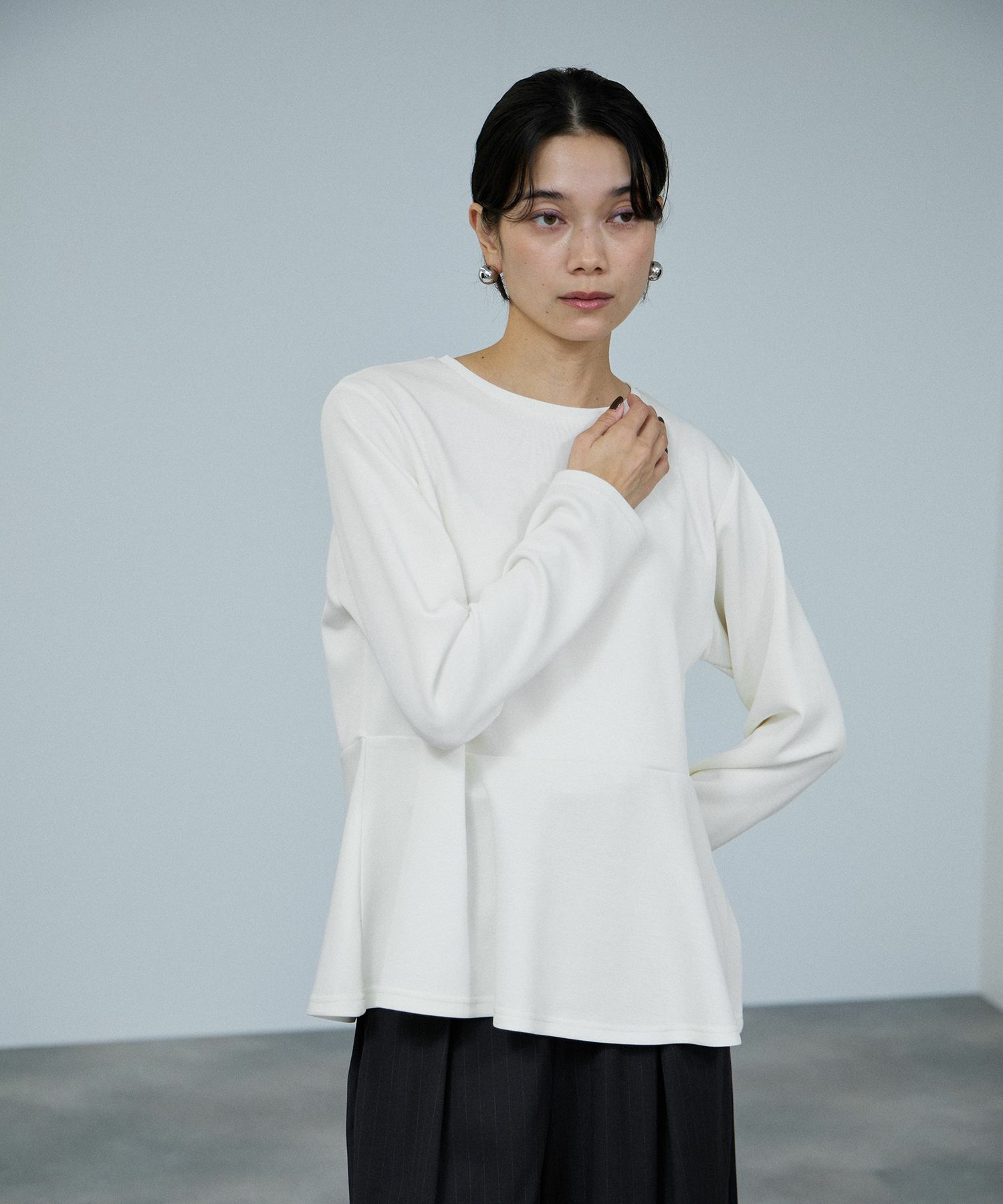 milli de l'air ピーチスムースペプラムカットソー レディース メール便 対応商品商品サムネイル-2